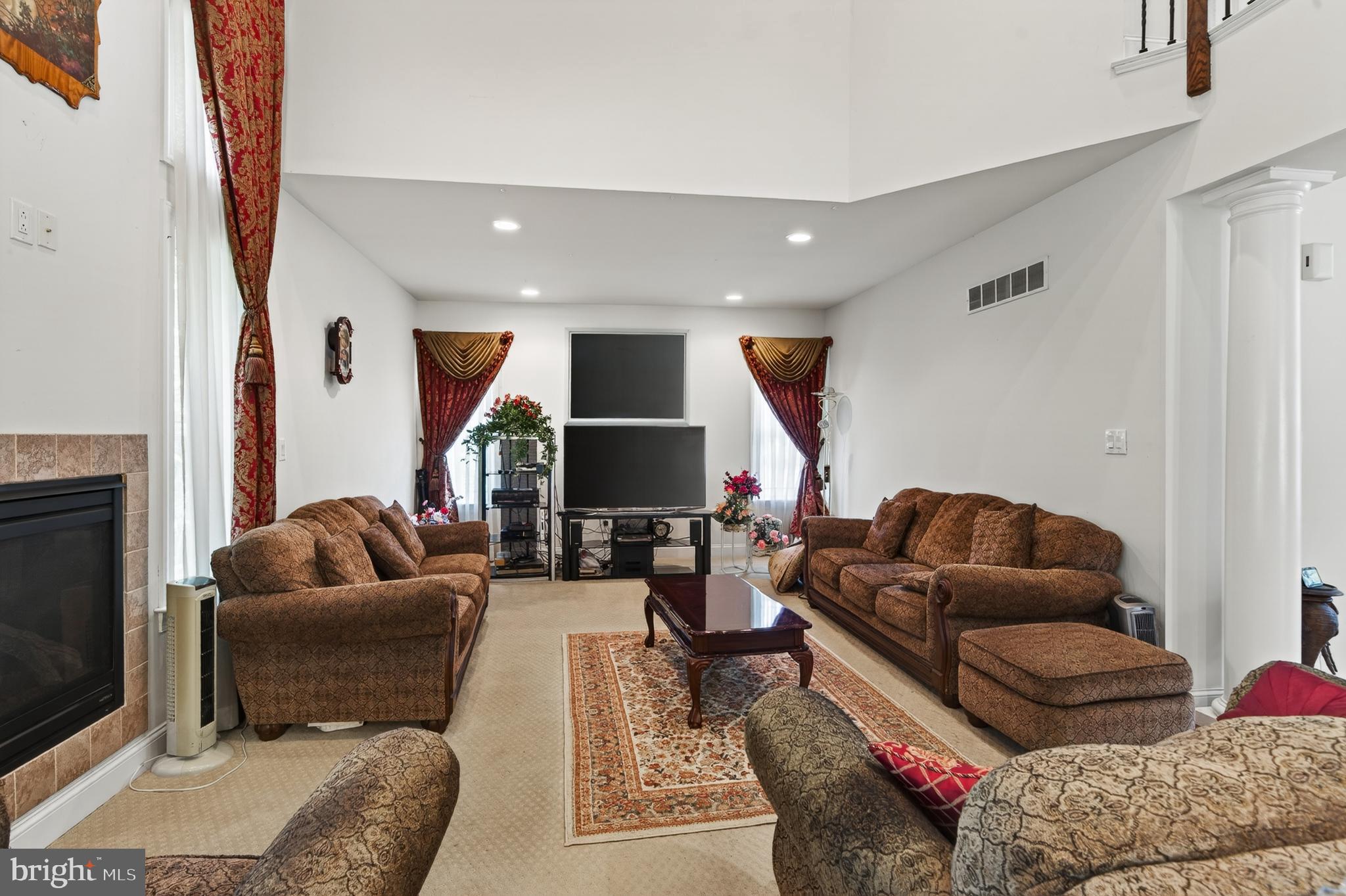 HUNTINGDON VALLEY - Residential