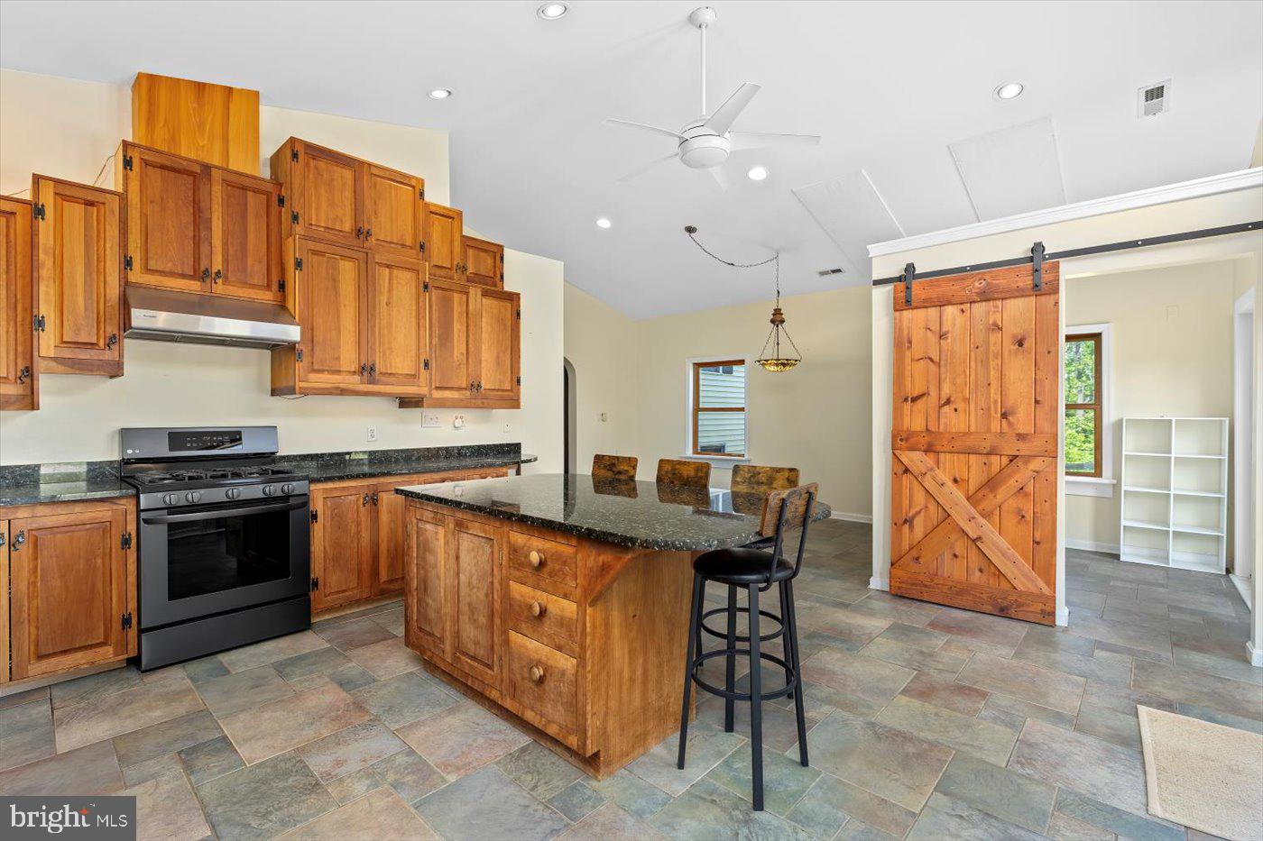 PT MANCE - Residential