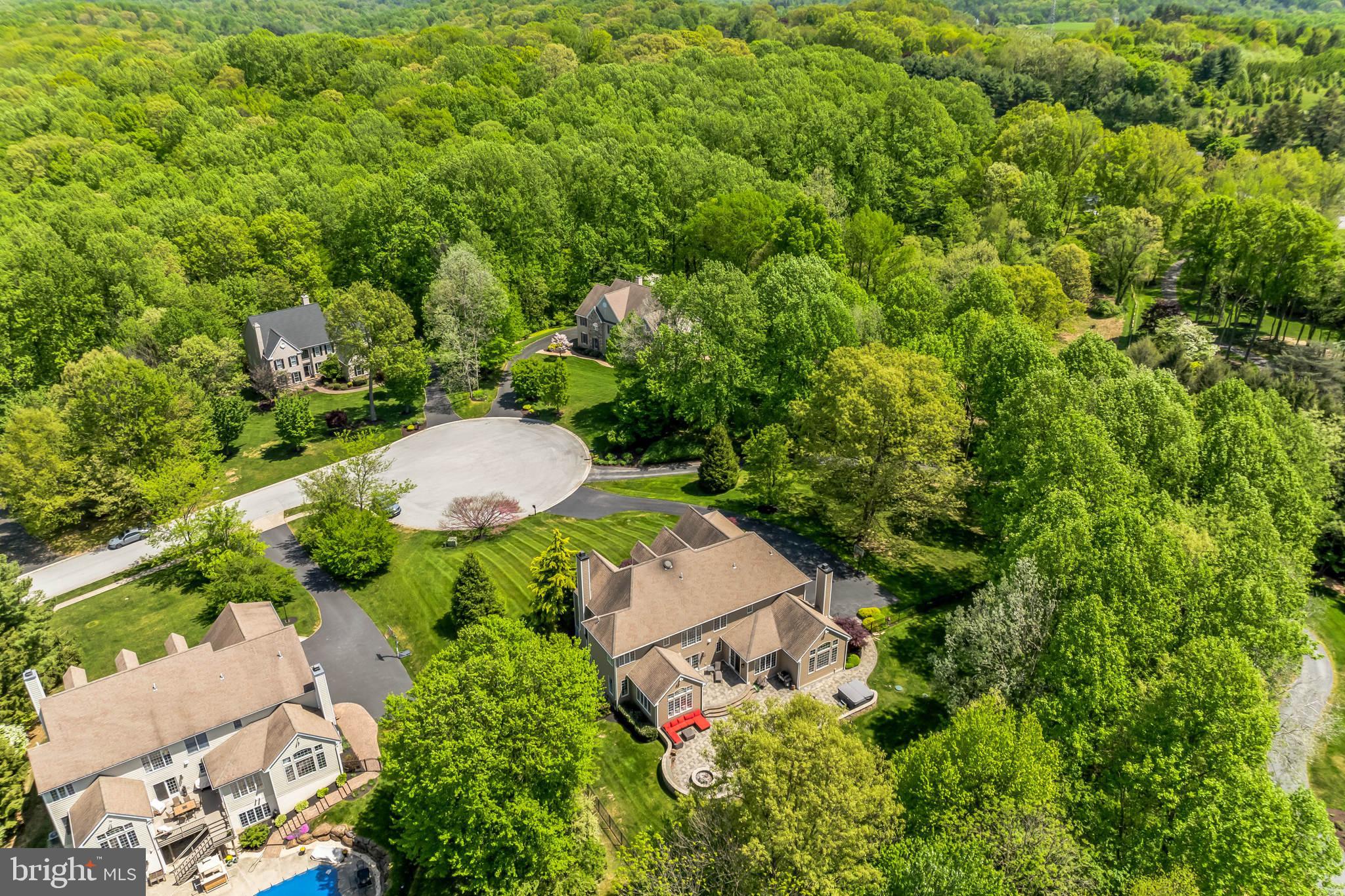 OAK HOLLOW - Residential