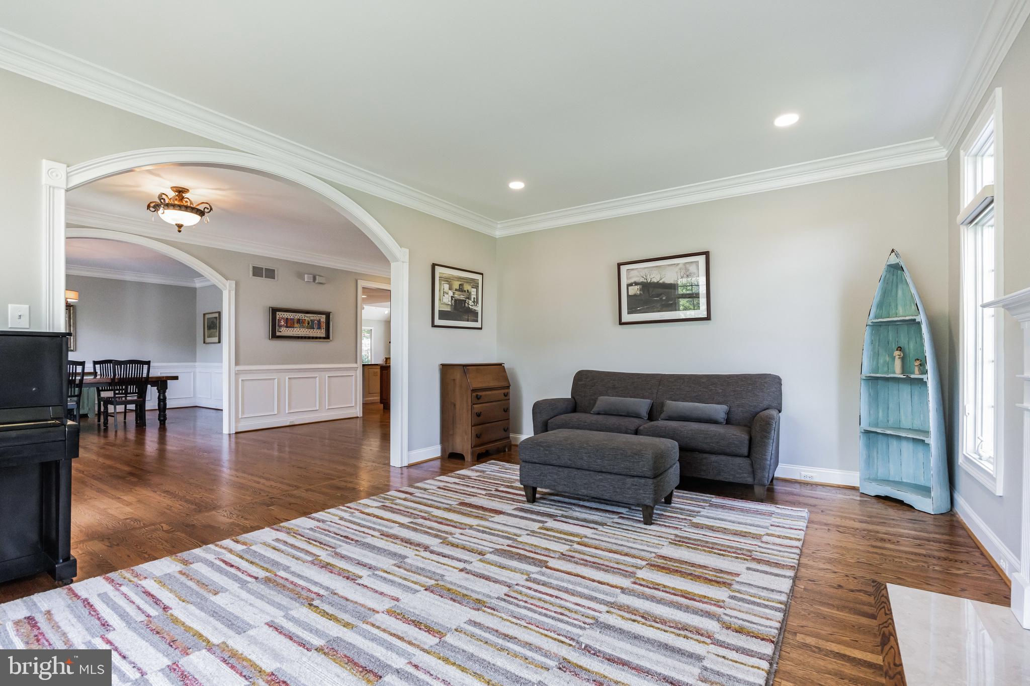 OAK HOLLOW - Residential