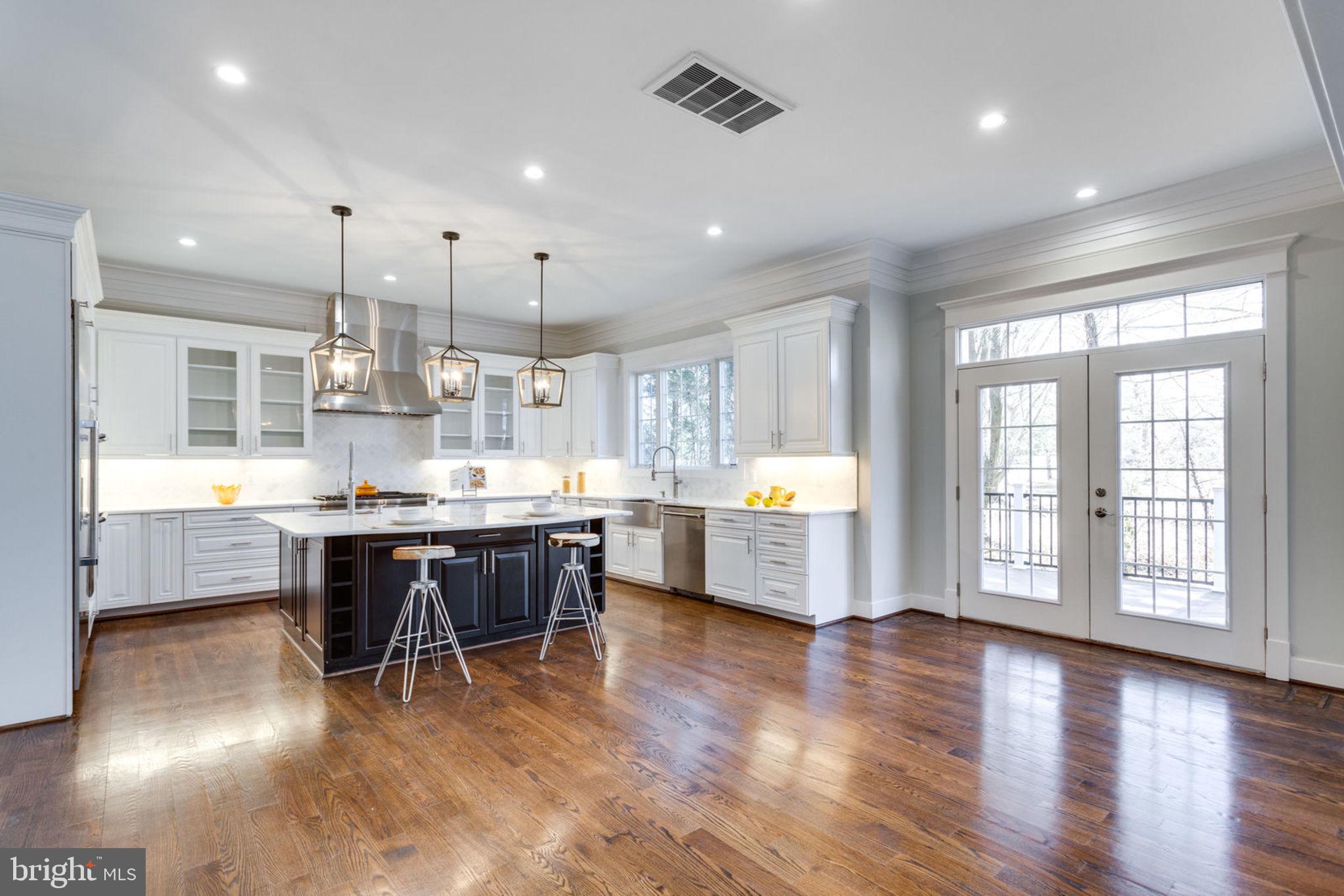 BROYHILL LANGLEY ESTATES - Residential