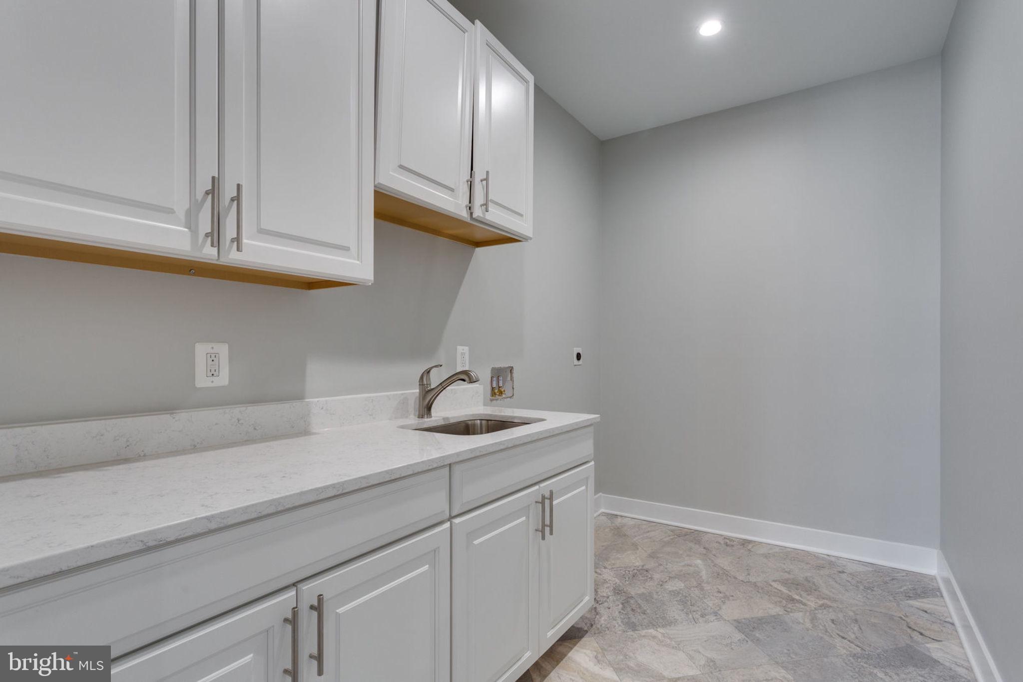 BROYHILL LANGLEY ESTATES - Residential