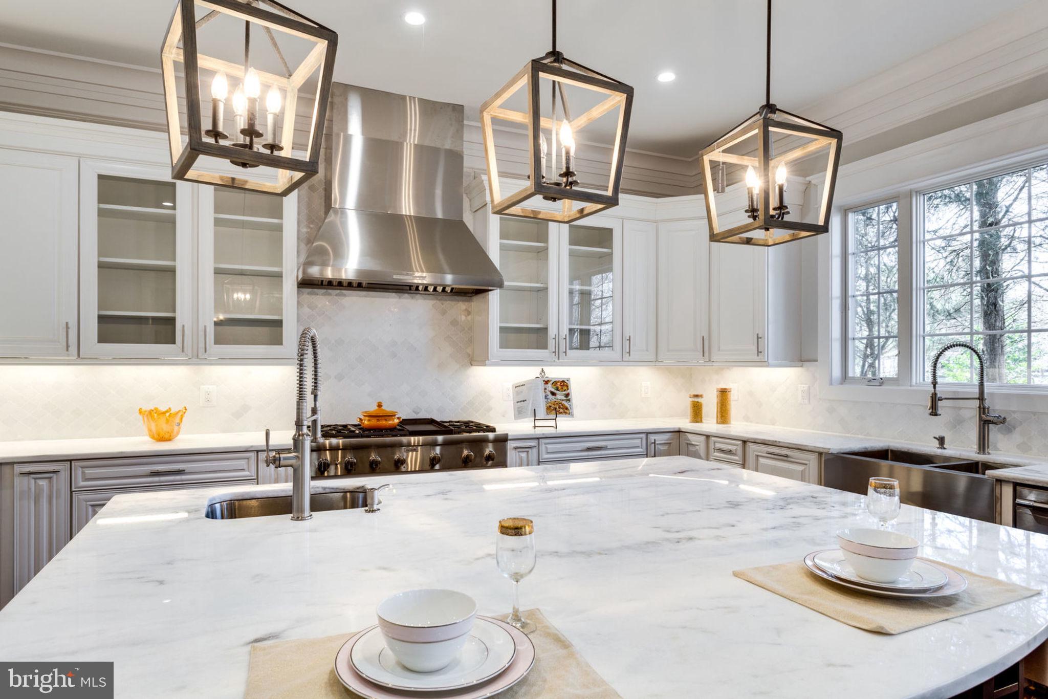 BROYHILL LANGLEY ESTATES - Residential