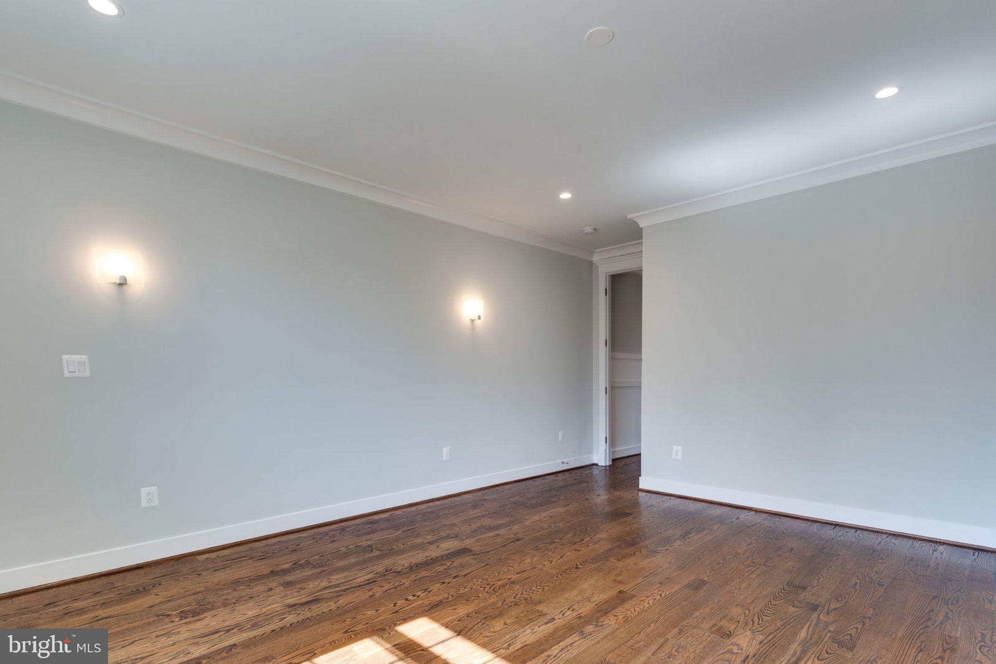 BROYHILL LANGLEY ESTATES - Residential