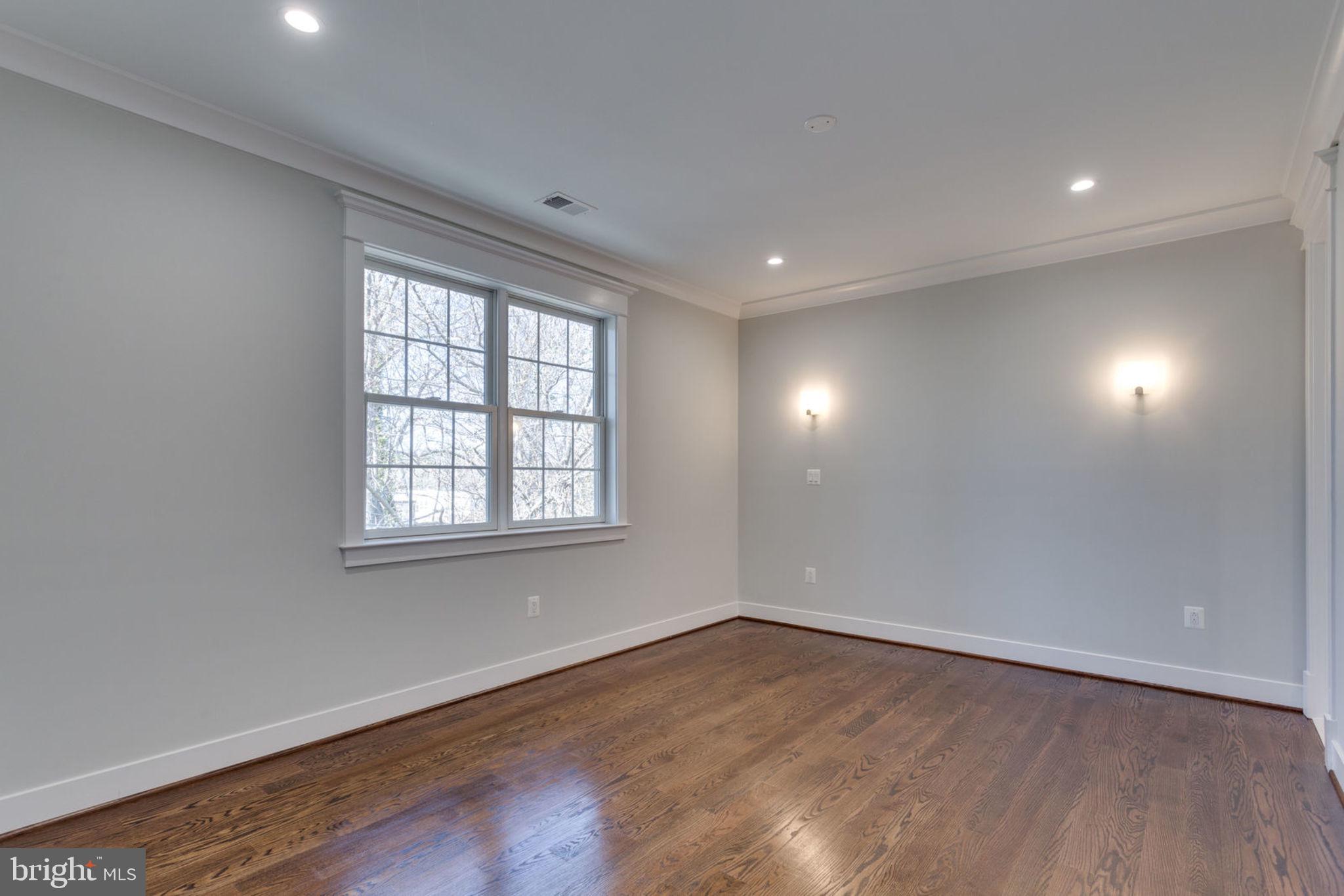 BROYHILL LANGLEY ESTATES - Residential