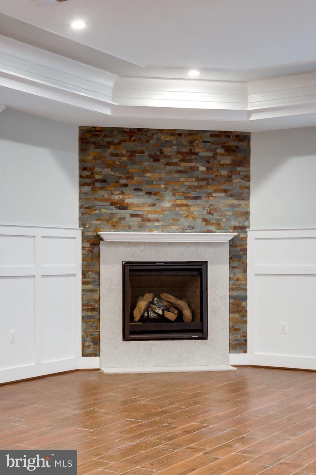 BROYHILL LANGLEY ESTATES - Residential