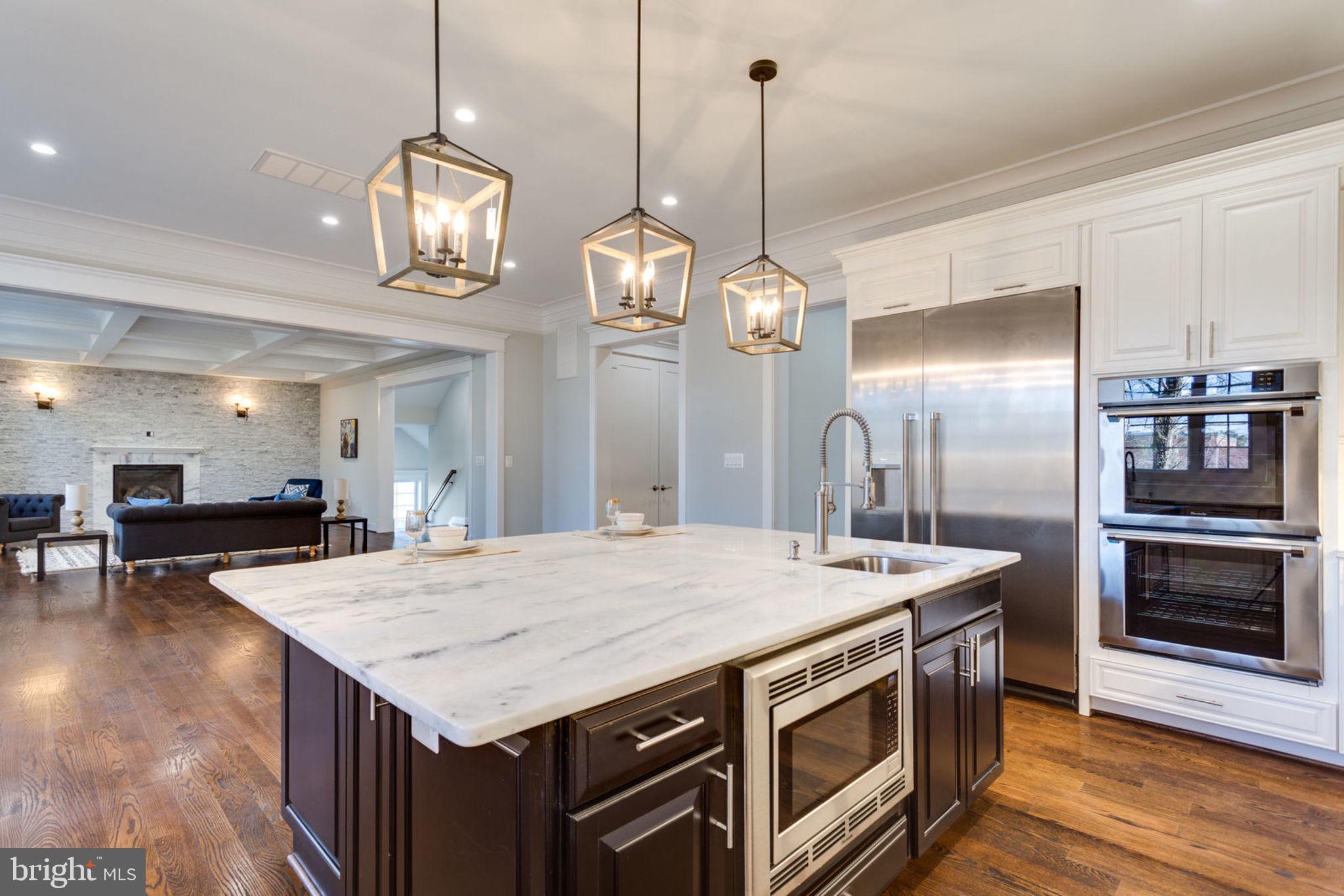 BROYHILL LANGLEY ESTATES - Residential