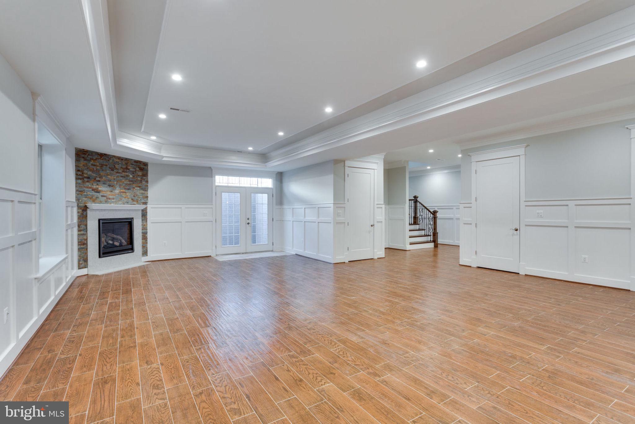 BROYHILL LANGLEY ESTATES - Residential