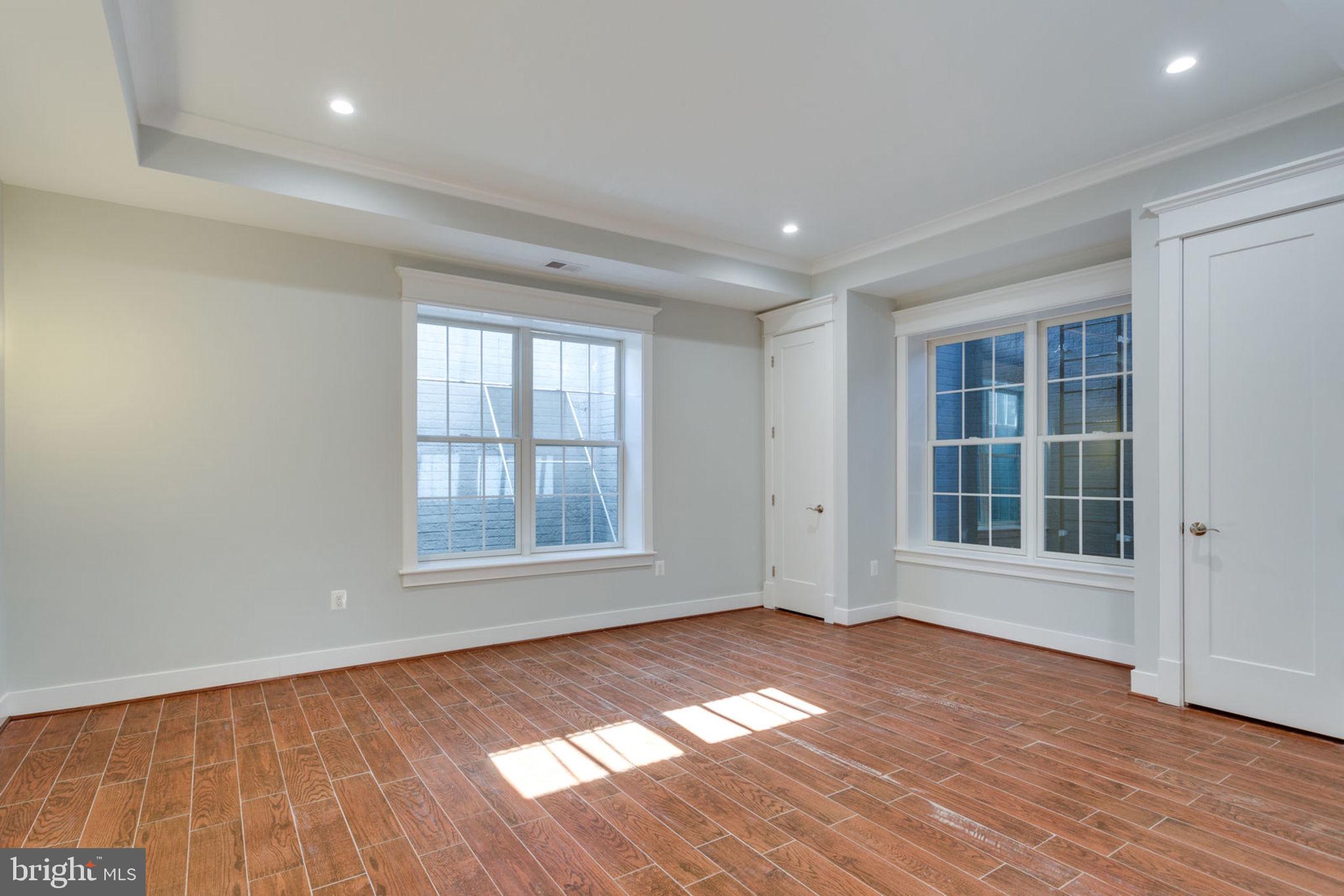 BROYHILL LANGLEY ESTATES - Residential