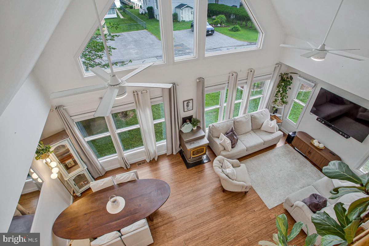 SELBY ON THE BAY - Residential
