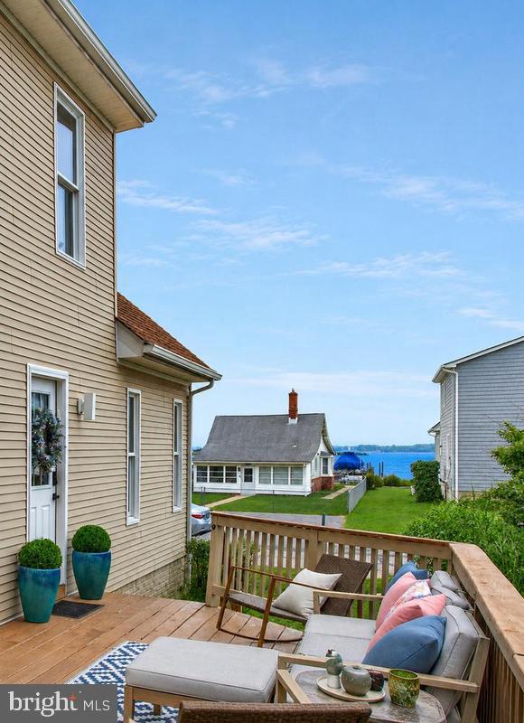 SELBY ON THE BAY - Residential