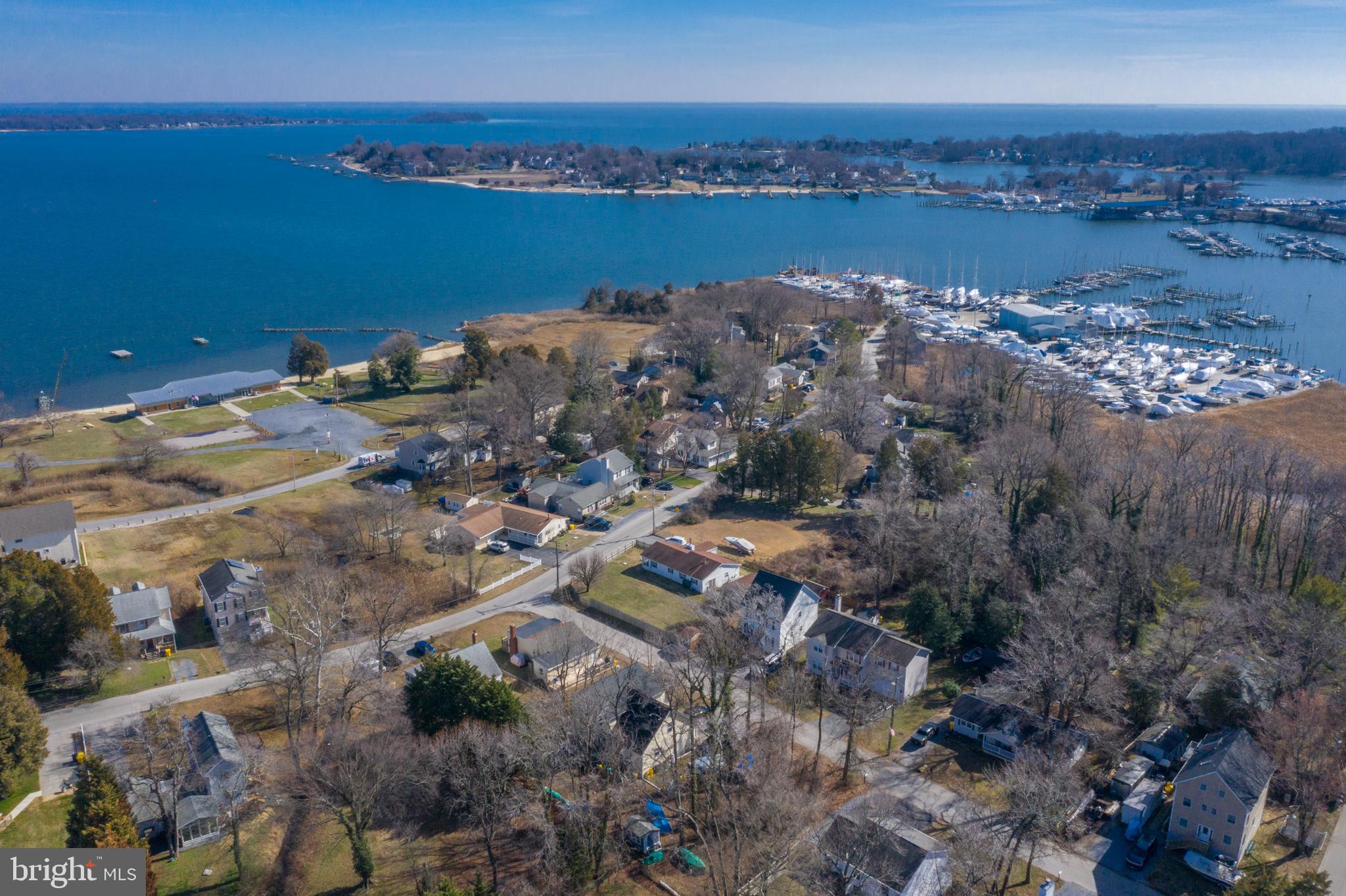 SELBY ON THE BAY - Residential