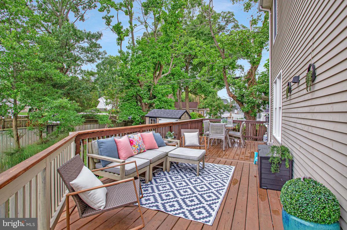 SELBY ON THE BAY - Residential