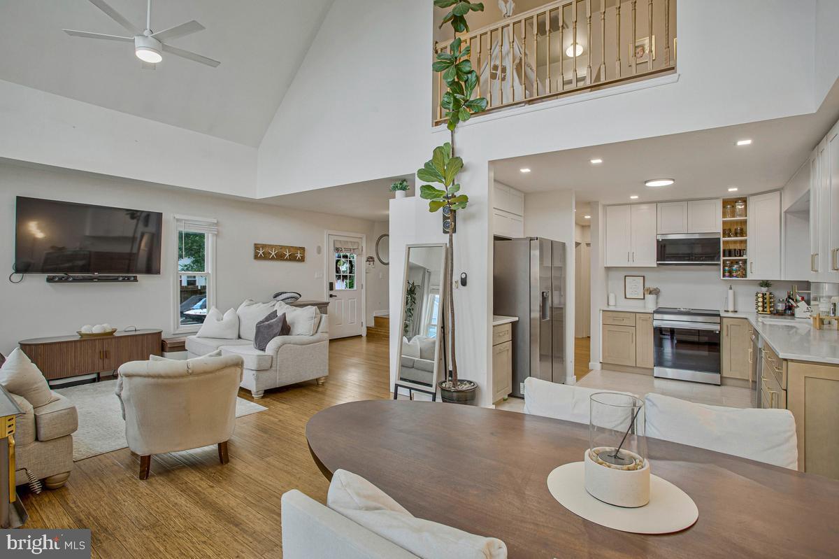 SELBY ON THE BAY - Residential