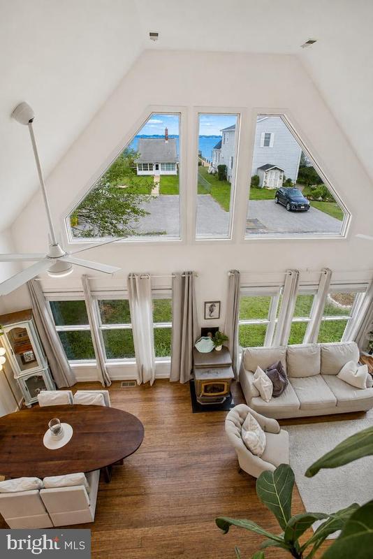 SELBY ON THE BAY - Residential