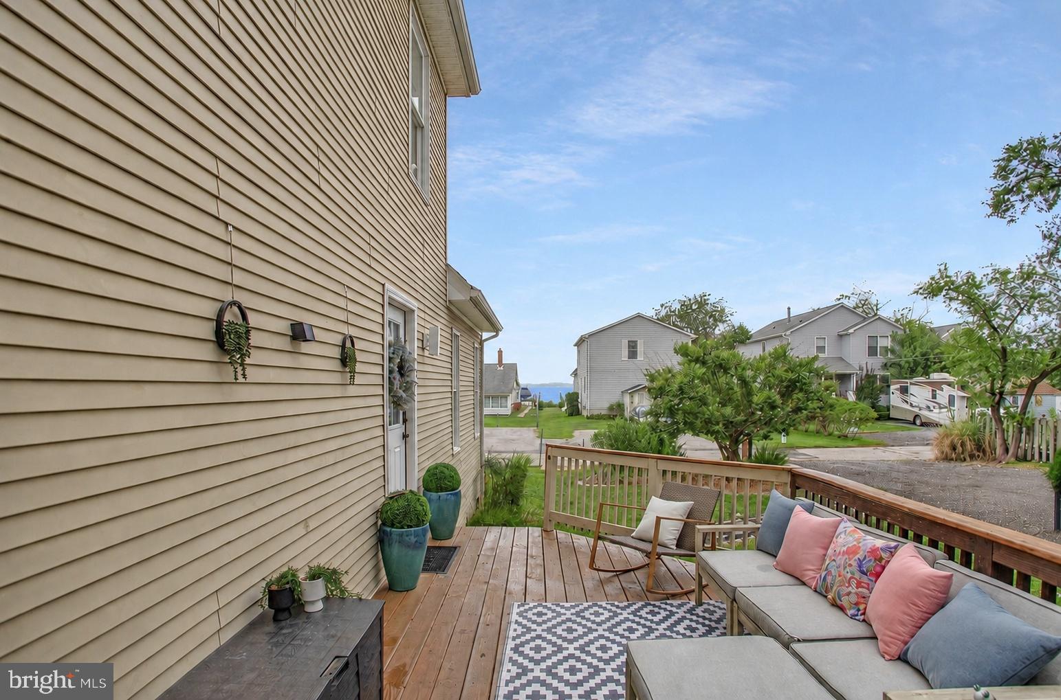 SELBY ON THE BAY - Residential