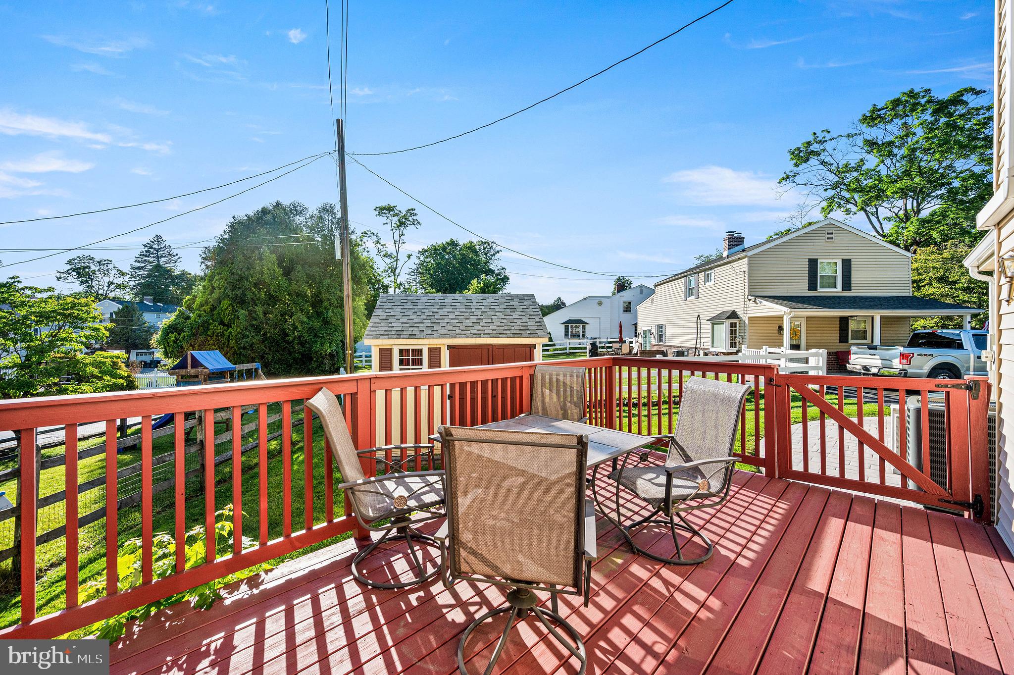 LAFAYETTE HILL - Residential