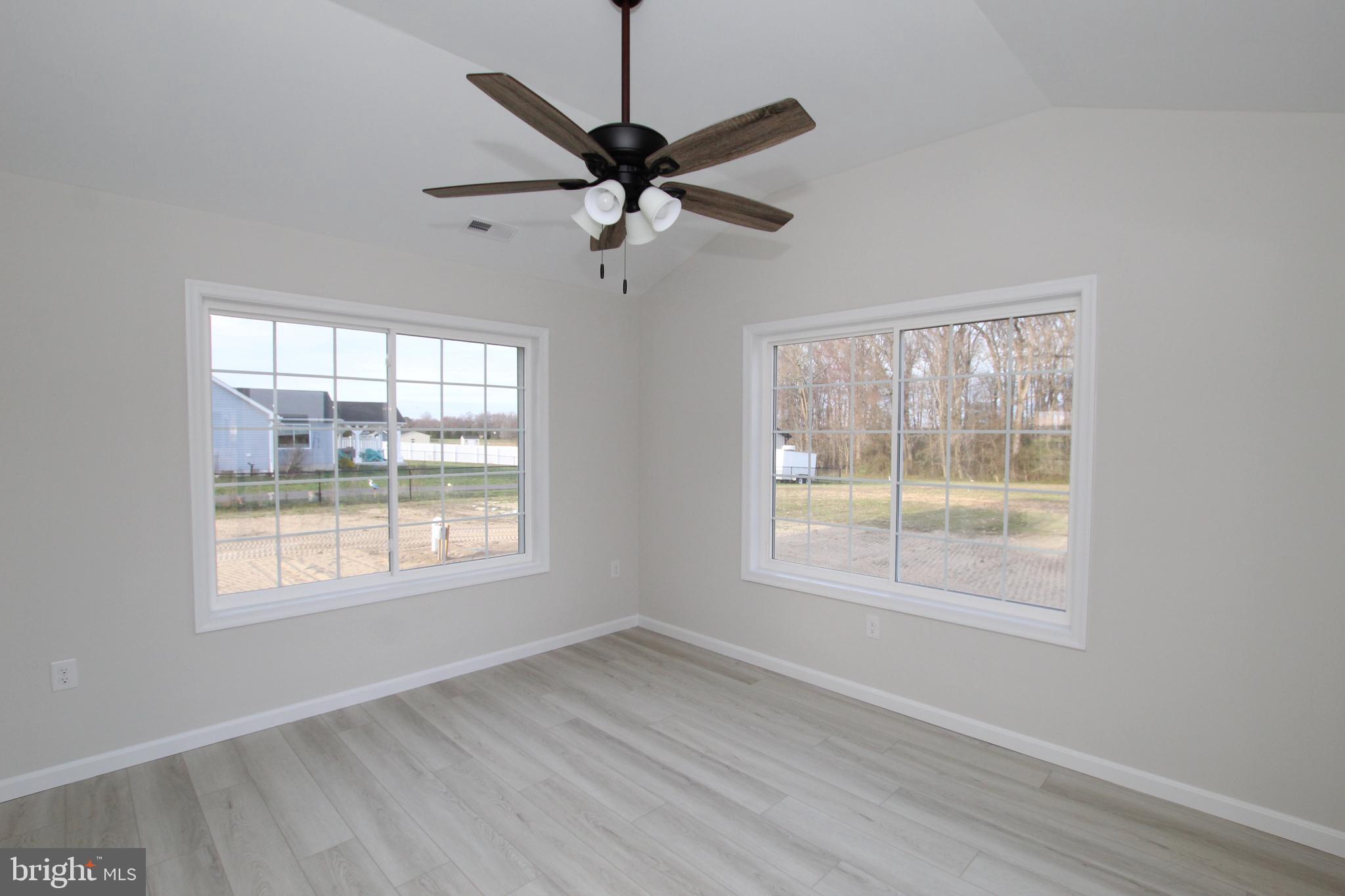 LITTLE MEADOWS - Residential