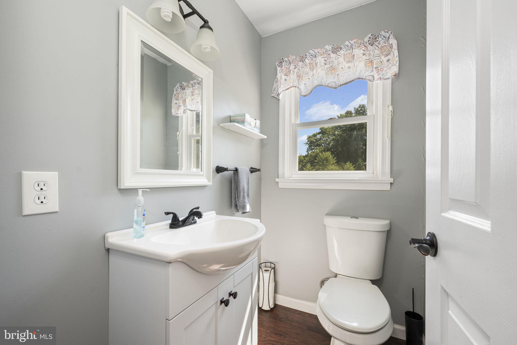 STERLING KNOLL - Residential