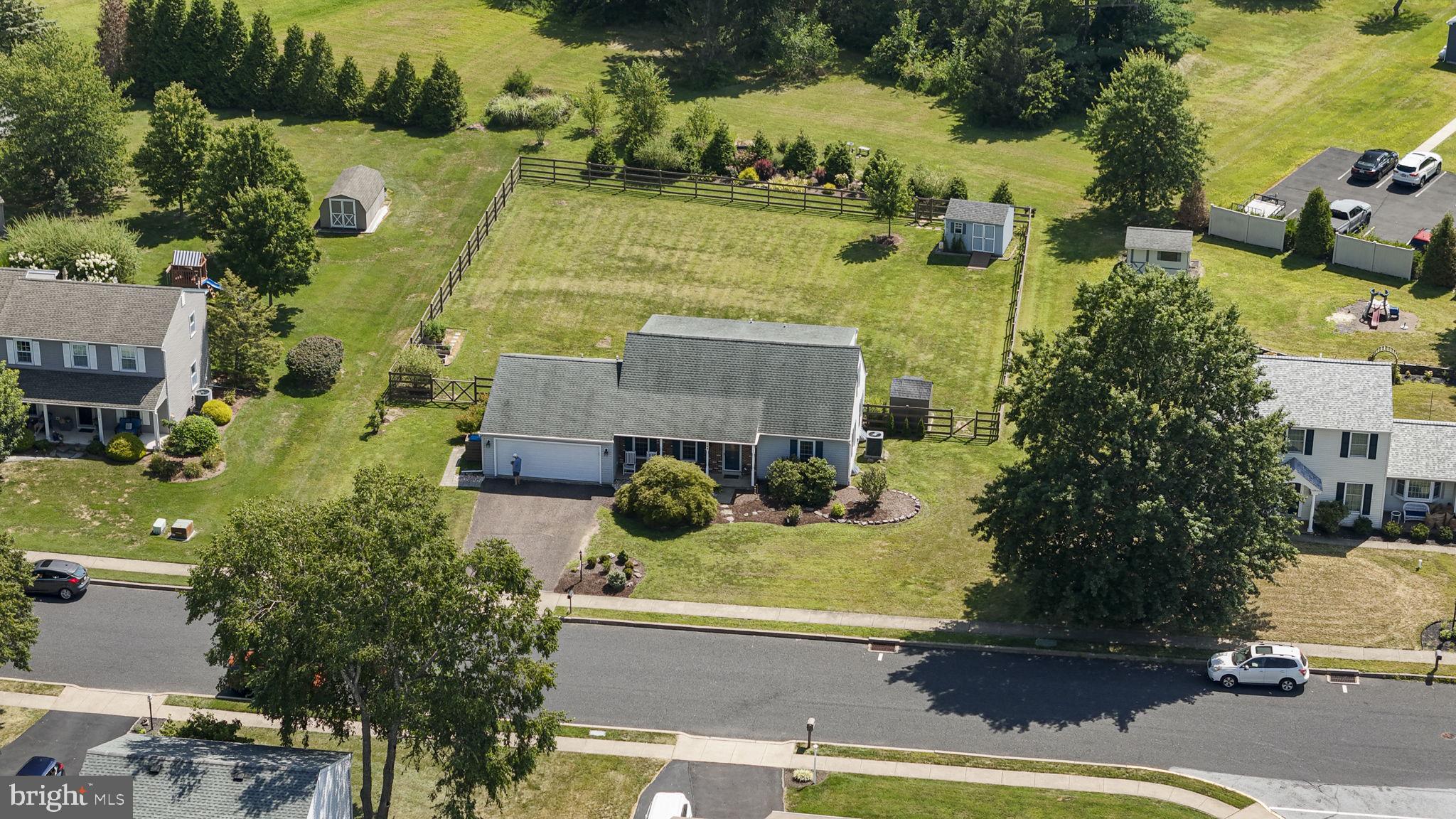 STERLING KNOLL - Residential