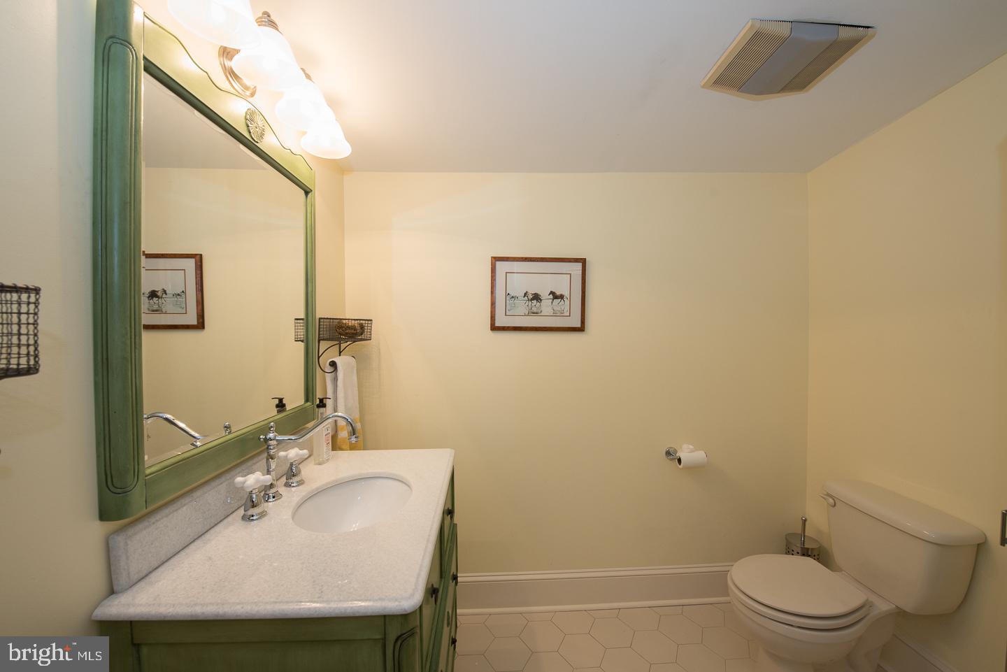 FAIRMOUNT - Residential