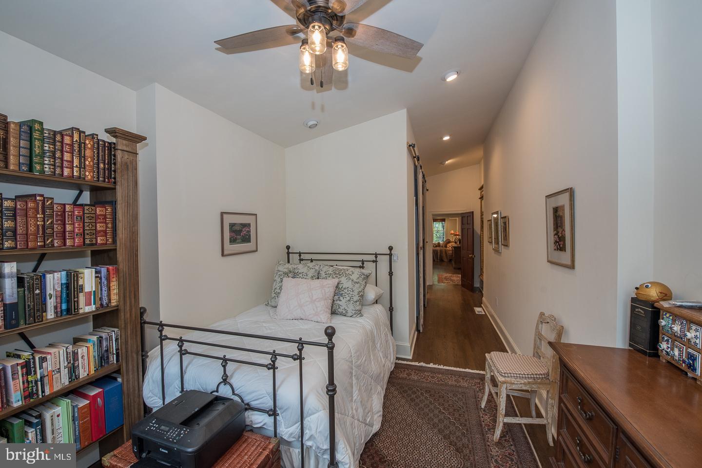 FAIRMOUNT - Residential