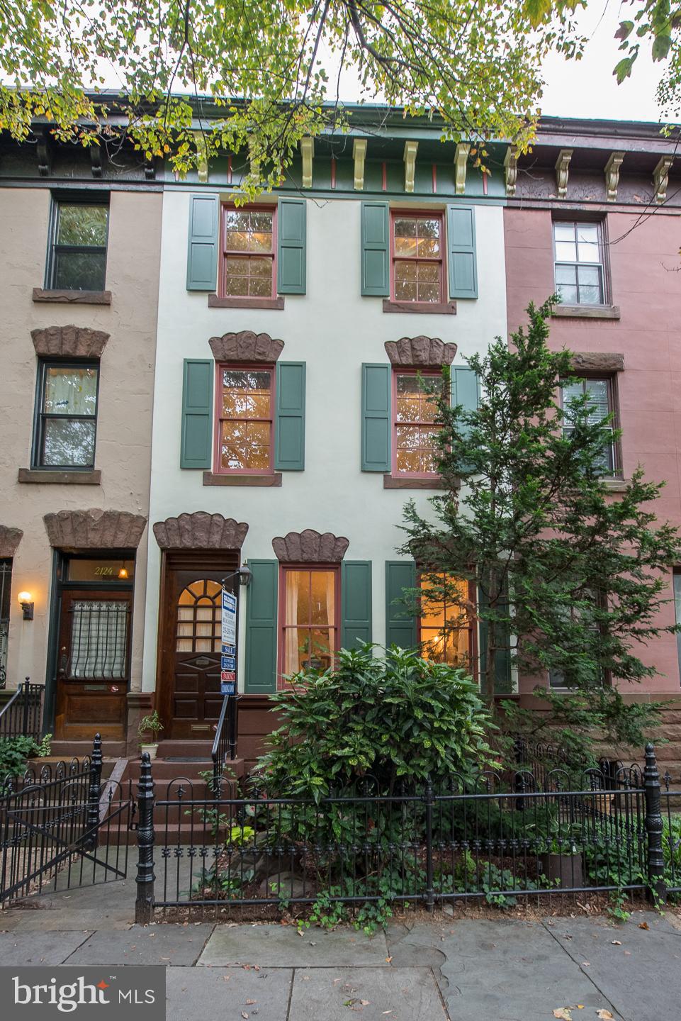FAIRMOUNT - Residential
