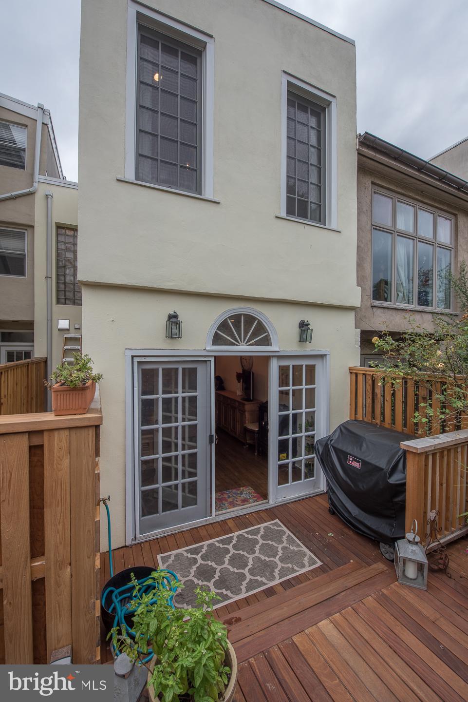 FAIRMOUNT - Residential