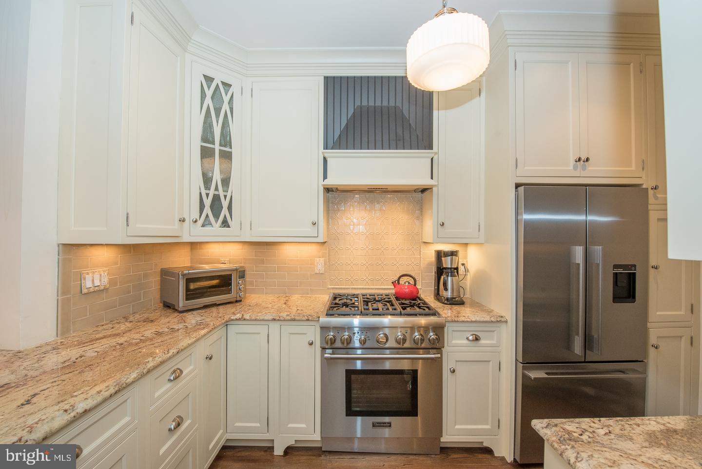 FAIRMOUNT - Residential