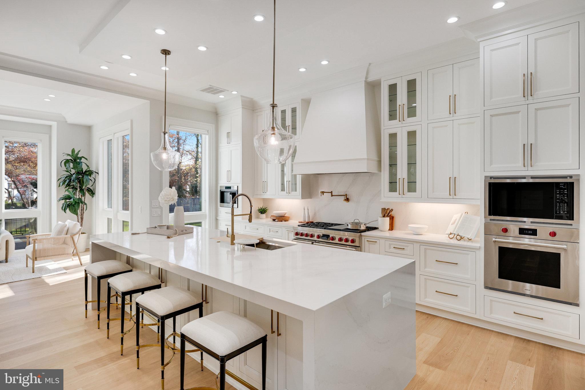 LANGLEY FOREST - Residential