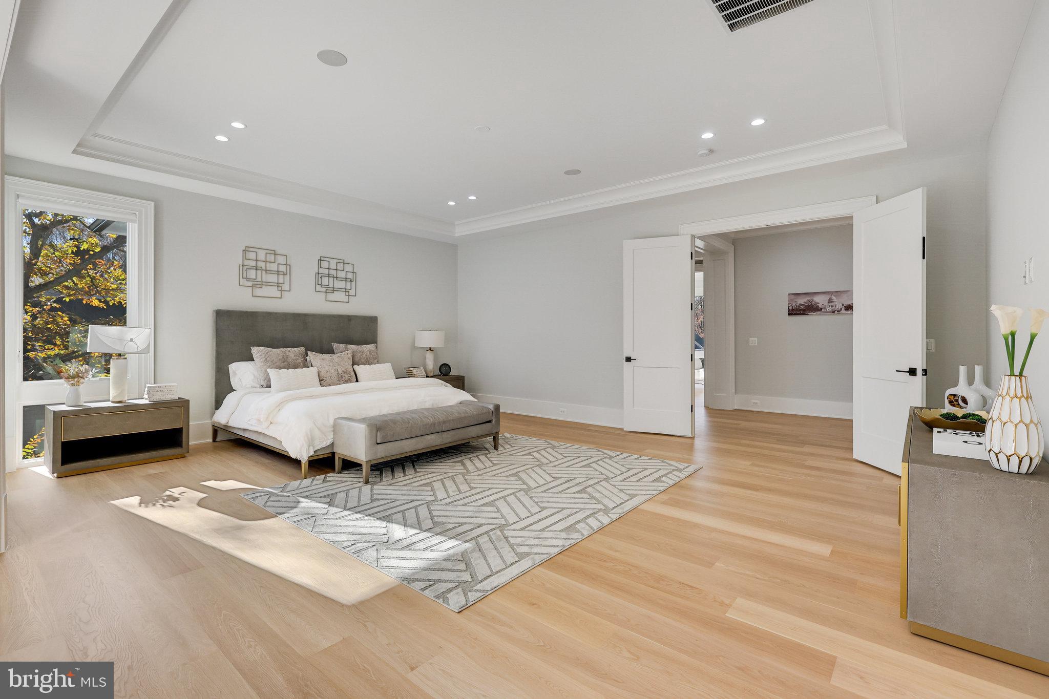 LANGLEY FOREST - Residential