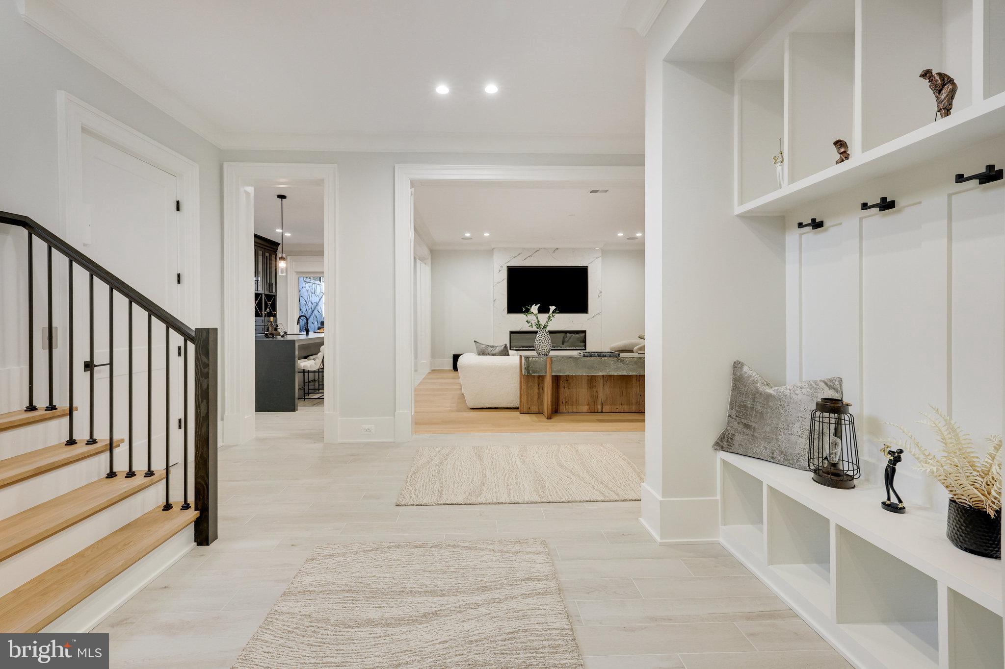 LANGLEY FOREST - Residential