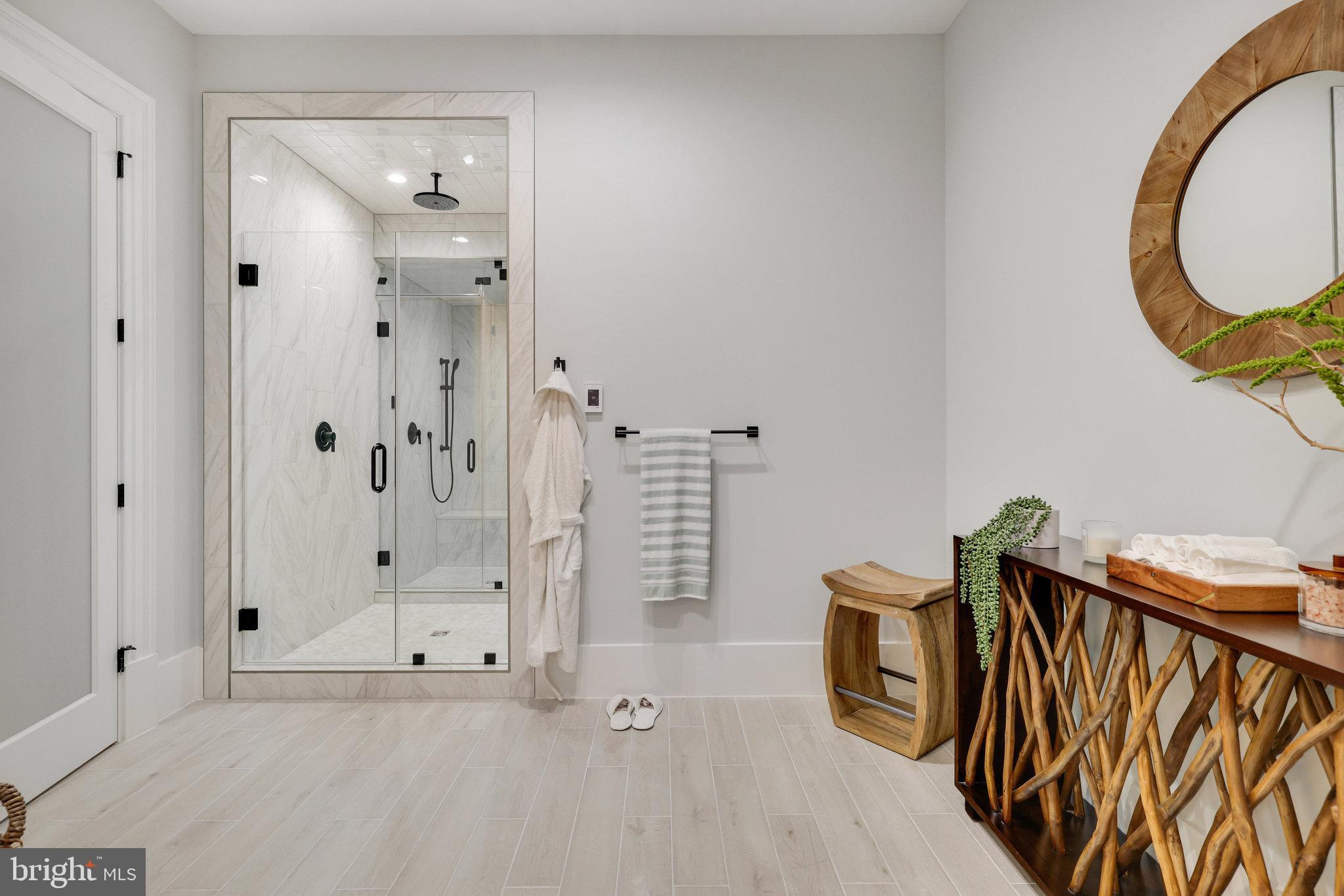 LANGLEY FOREST - Residential