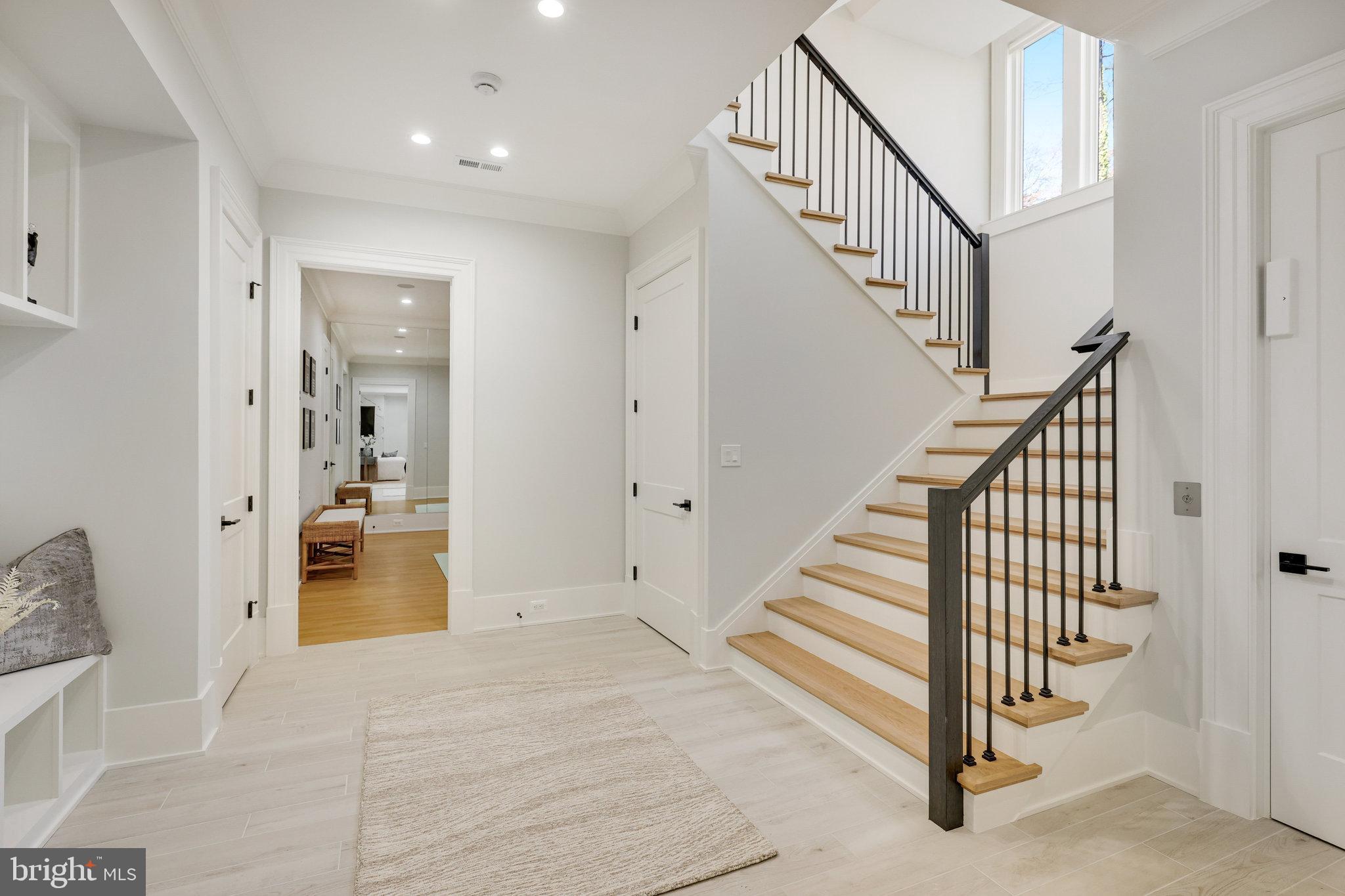 LANGLEY FOREST - Residential