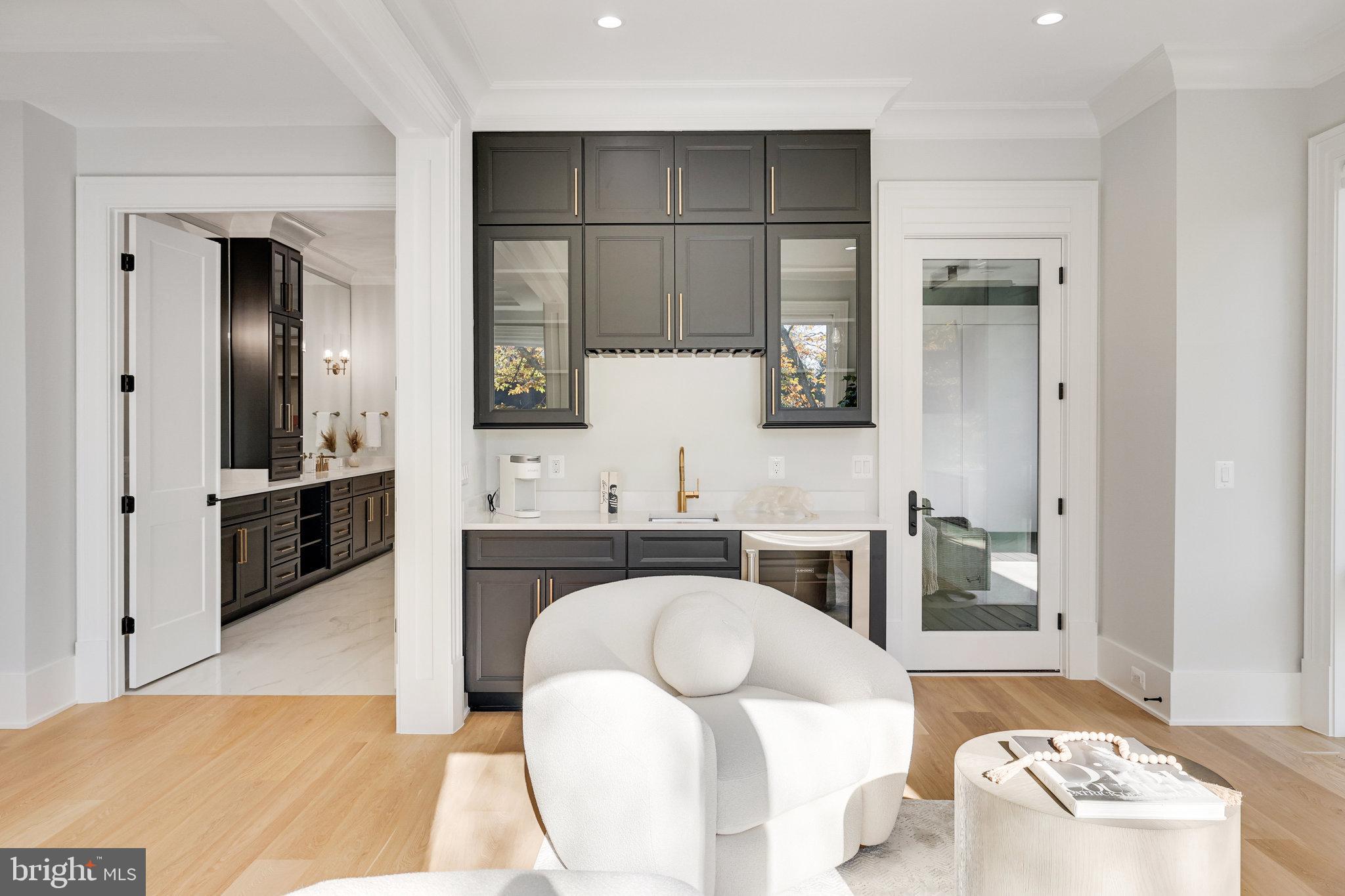 LANGLEY FOREST - Residential