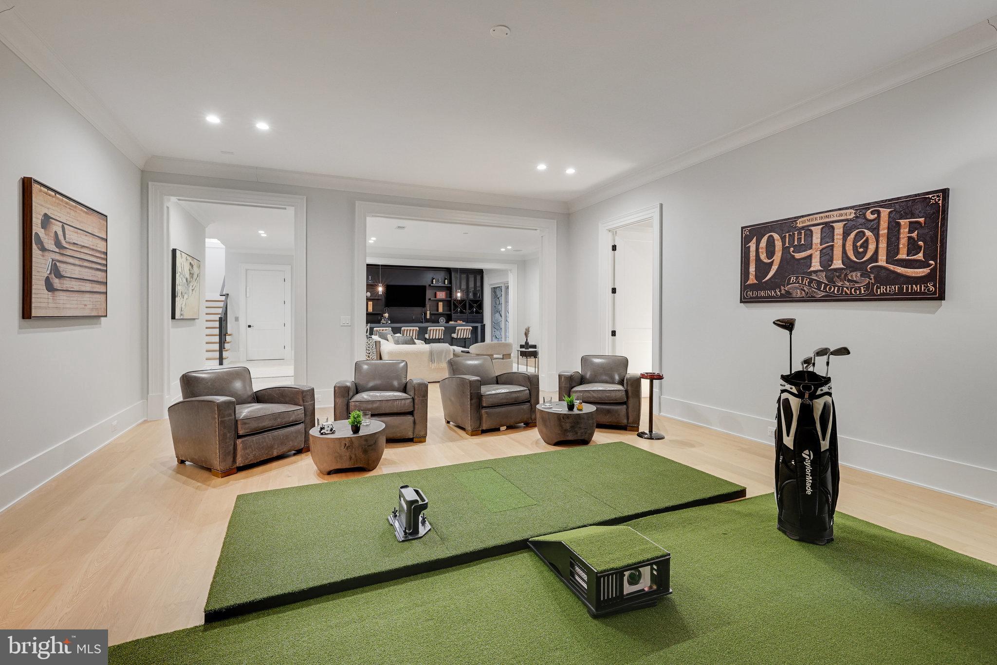 LANGLEY FOREST - Residential