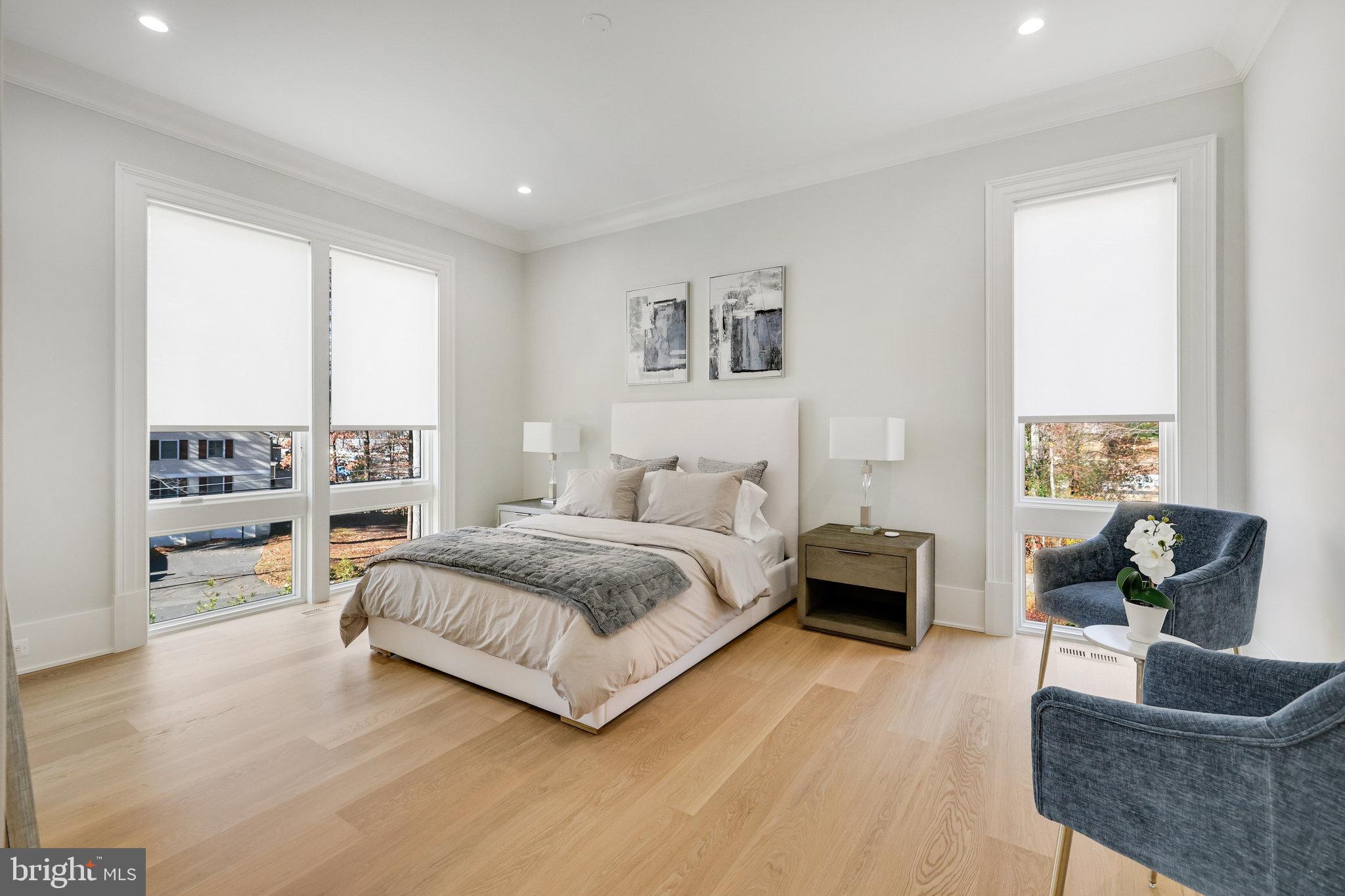 LANGLEY FOREST - Residential