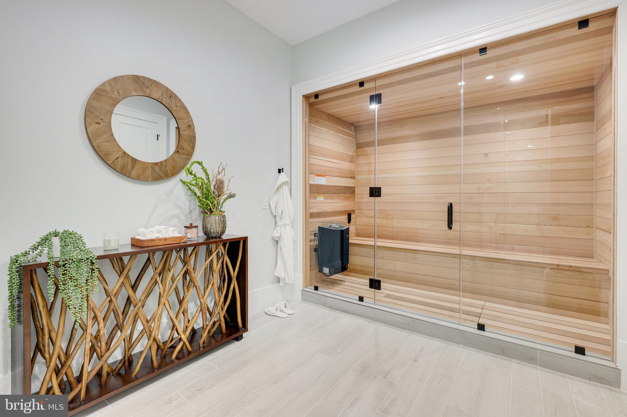 LANGLEY FOREST - Residential