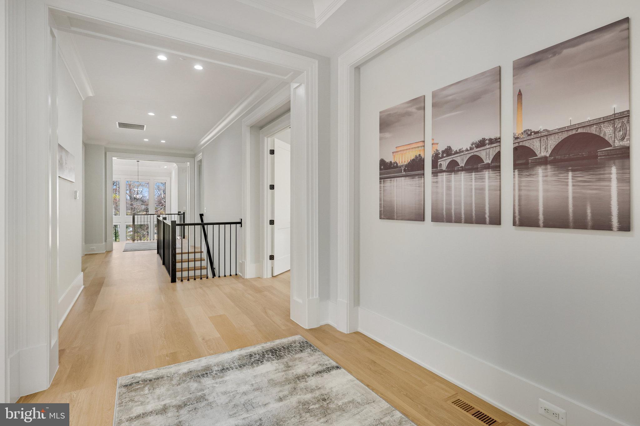 LANGLEY FOREST - Residential