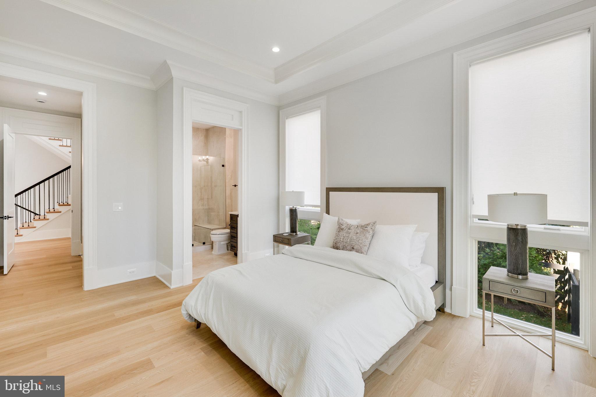 LANGLEY FOREST - Residential