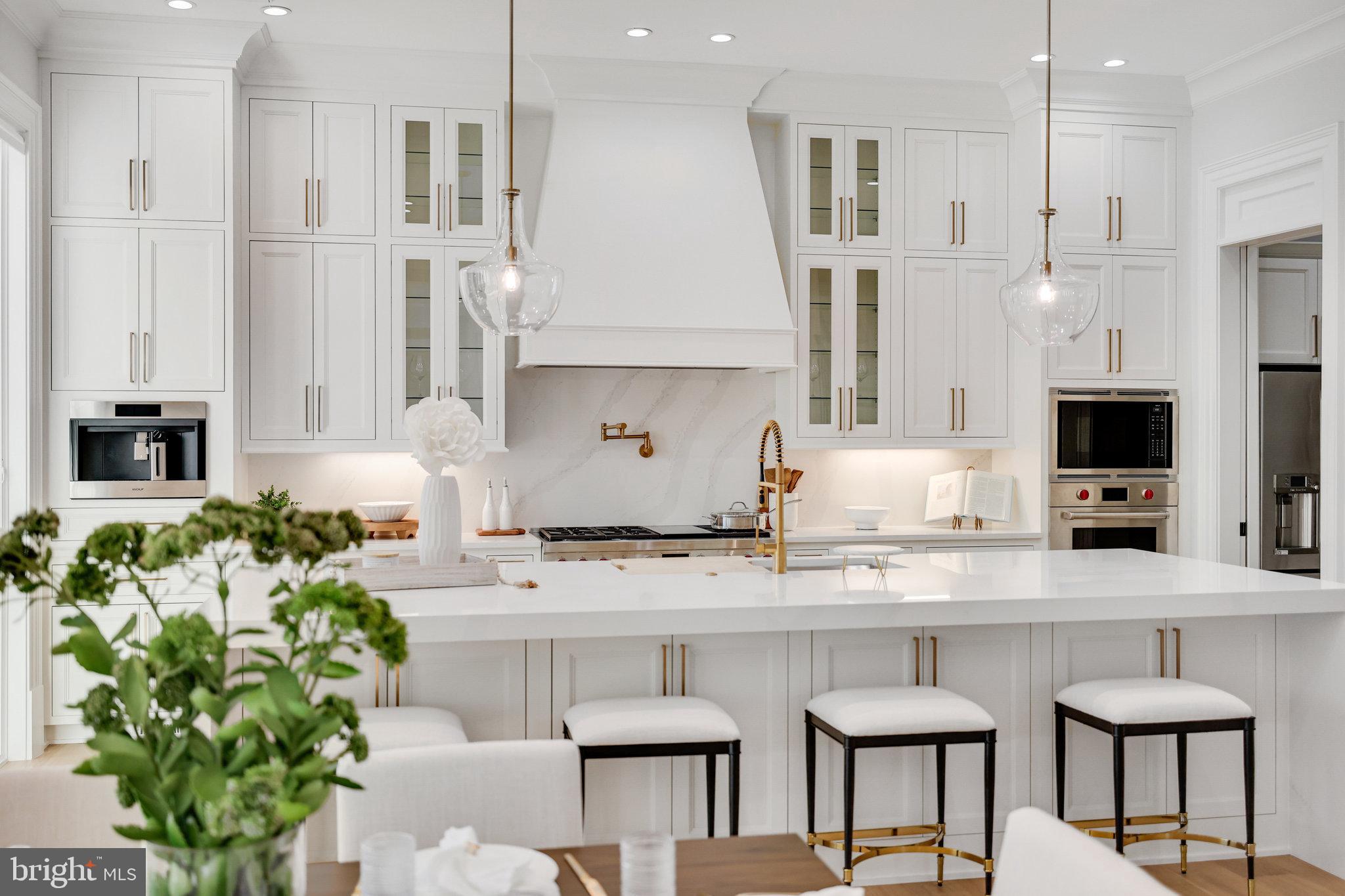 LANGLEY FOREST - Residential
