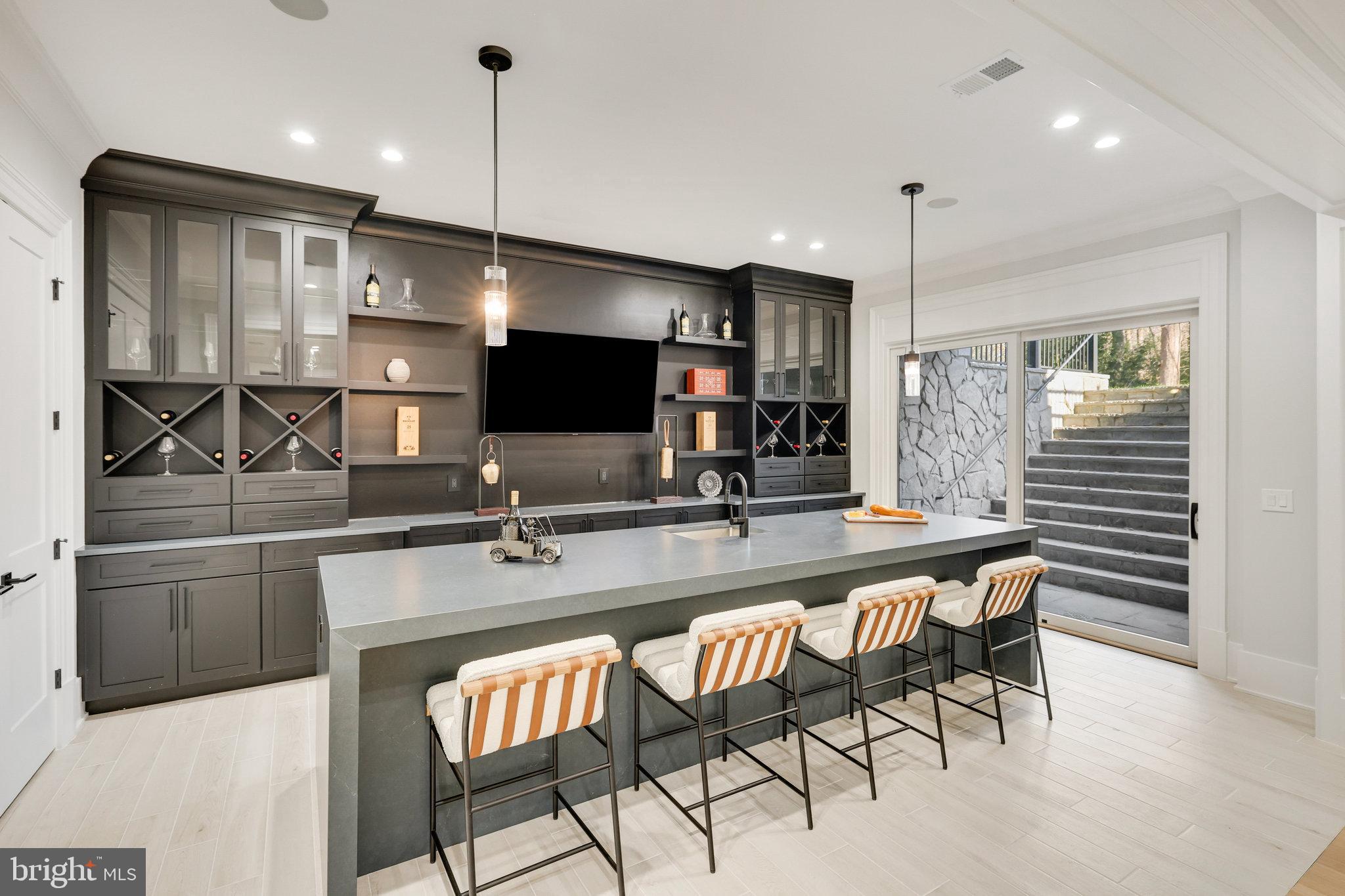 LANGLEY FOREST - Residential