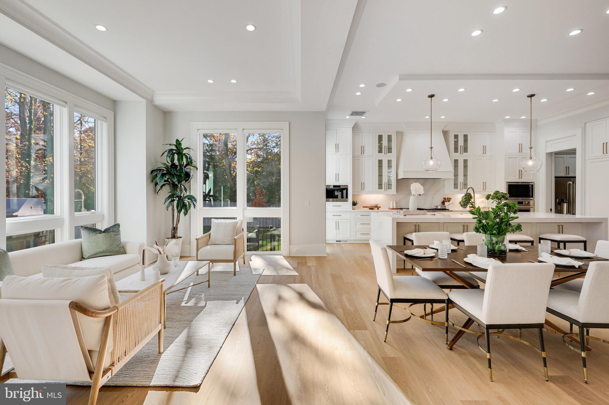 LANGLEY FOREST - Residential