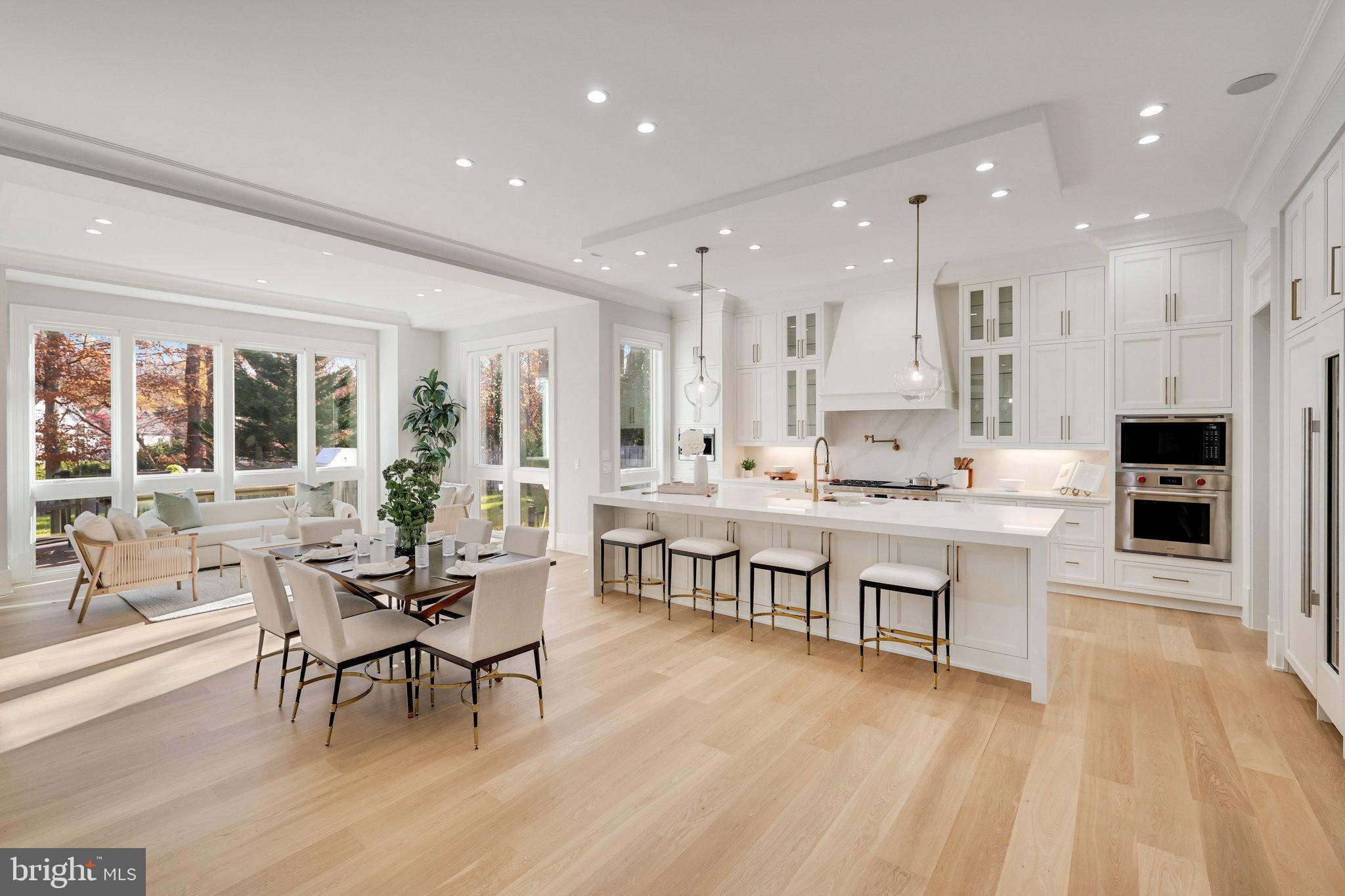LANGLEY FOREST - Residential