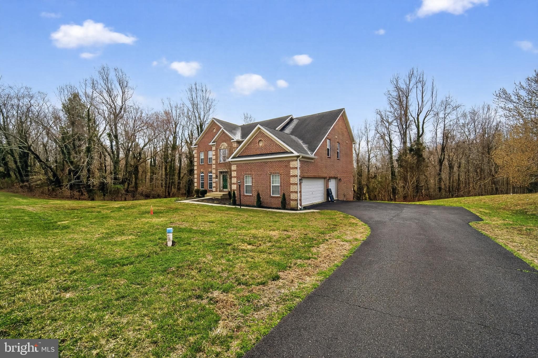 CEDAR FARMS - Residential