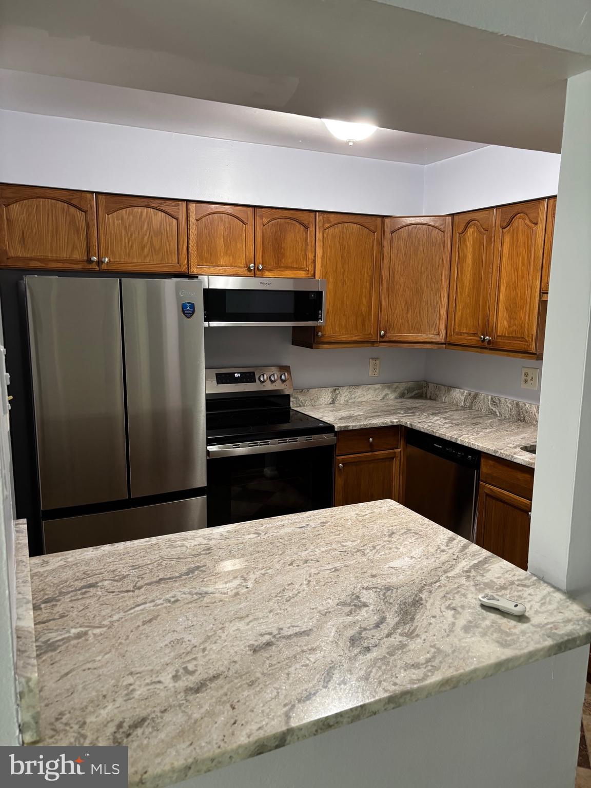 TREETOP CONDO - Residential