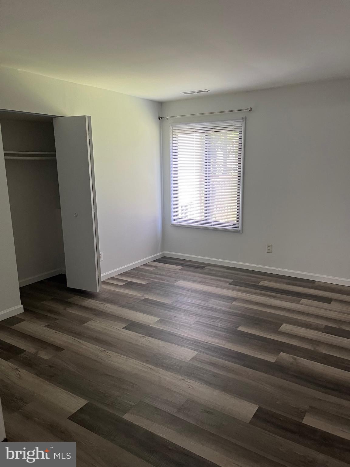 TREETOP CONDO - Residential