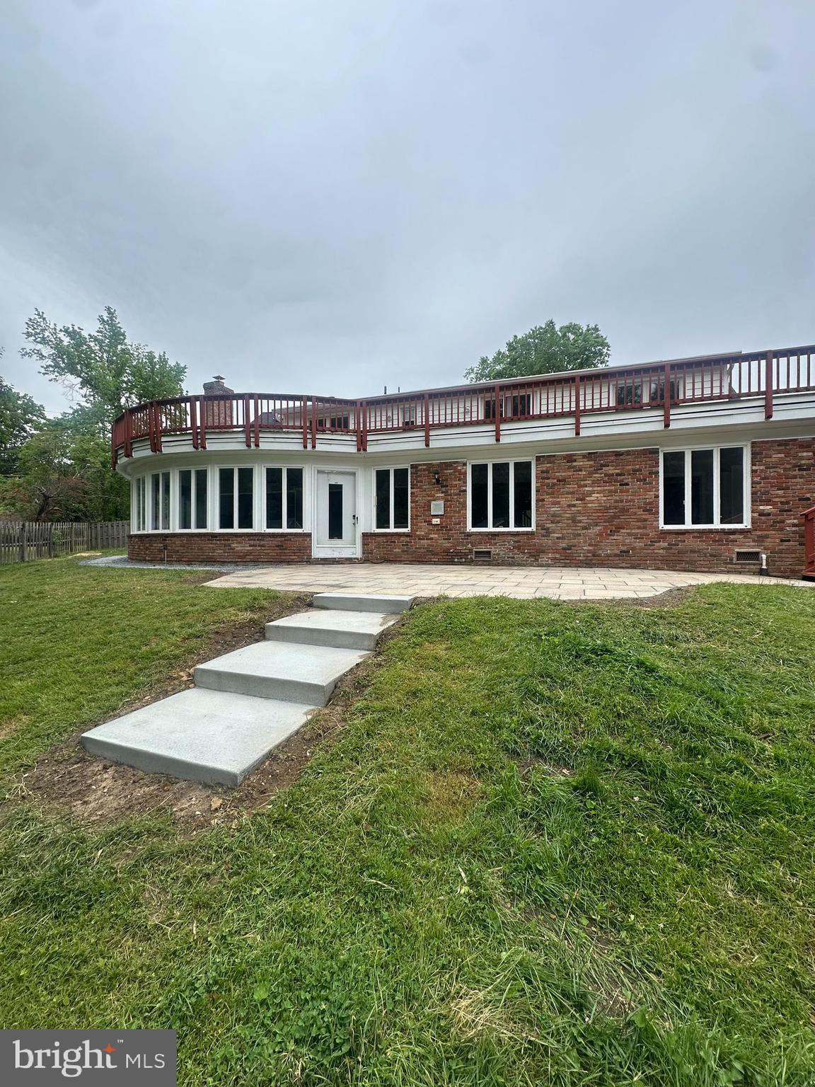 TANTALLON ON THE POTOMAC - Residential Lease