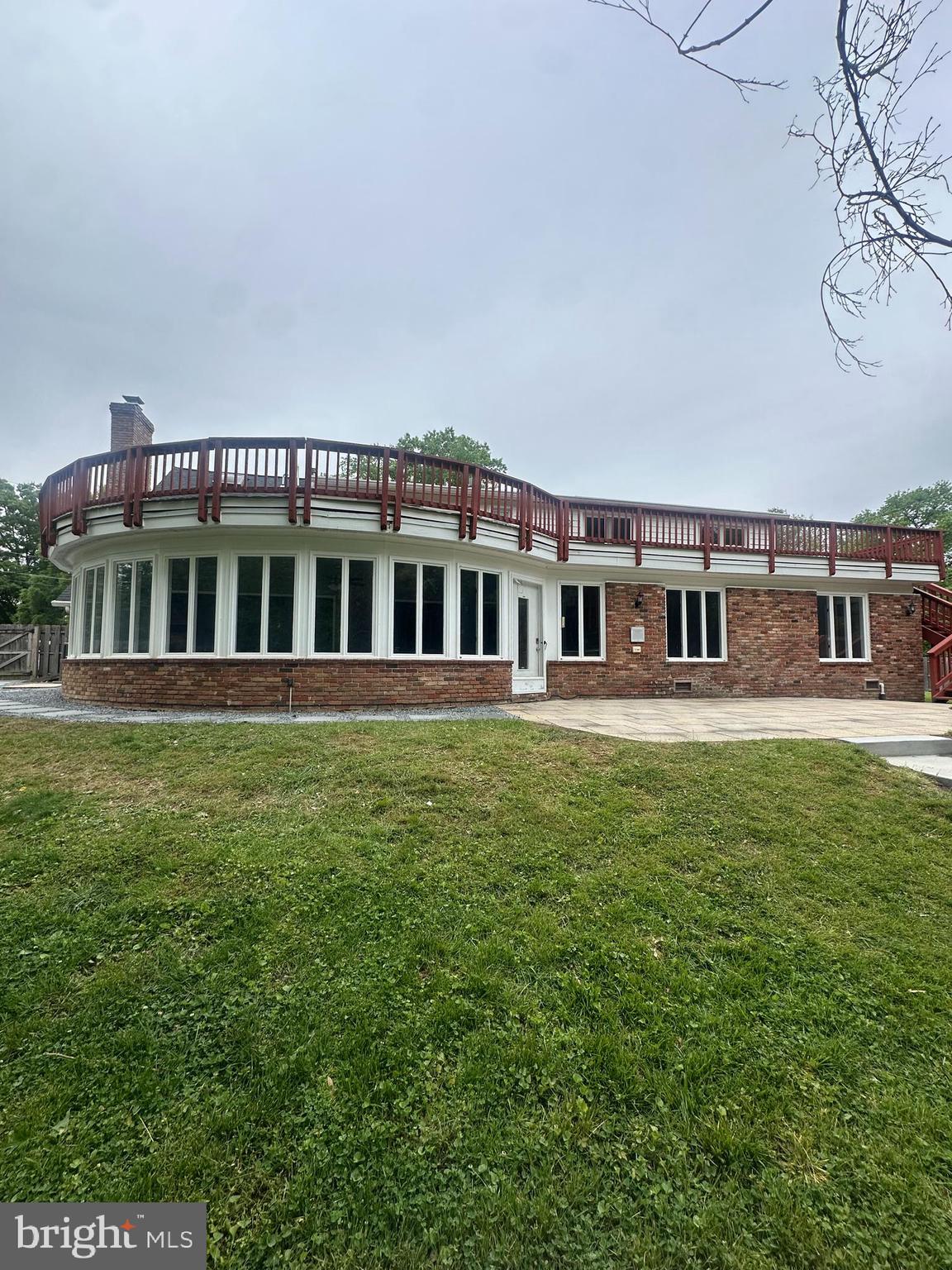 TANTALLON ON THE POTOMAC - Residential Lease