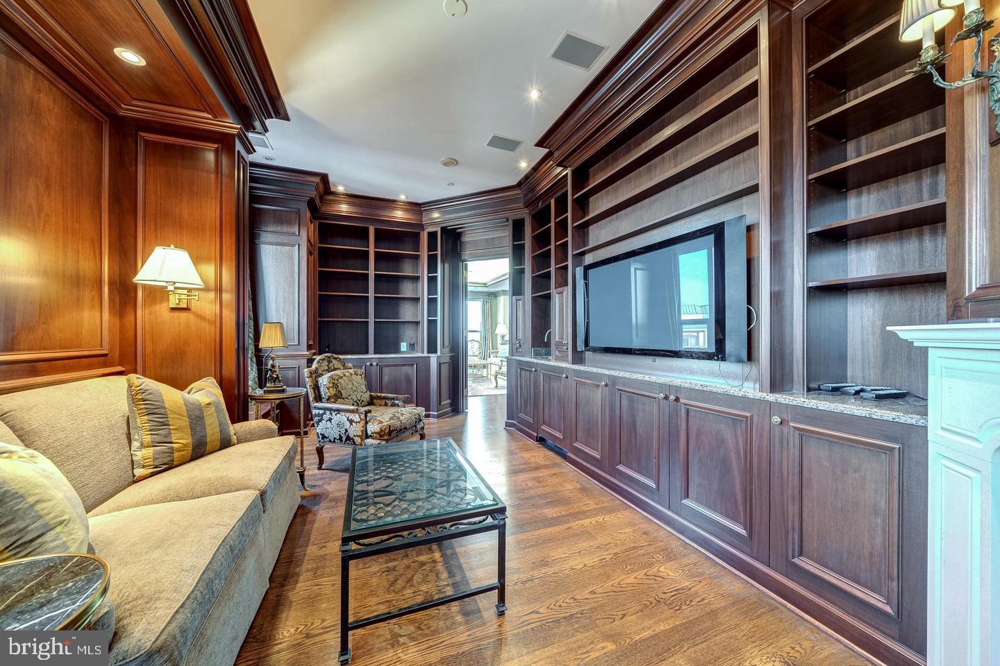 BALLSTON - Residential